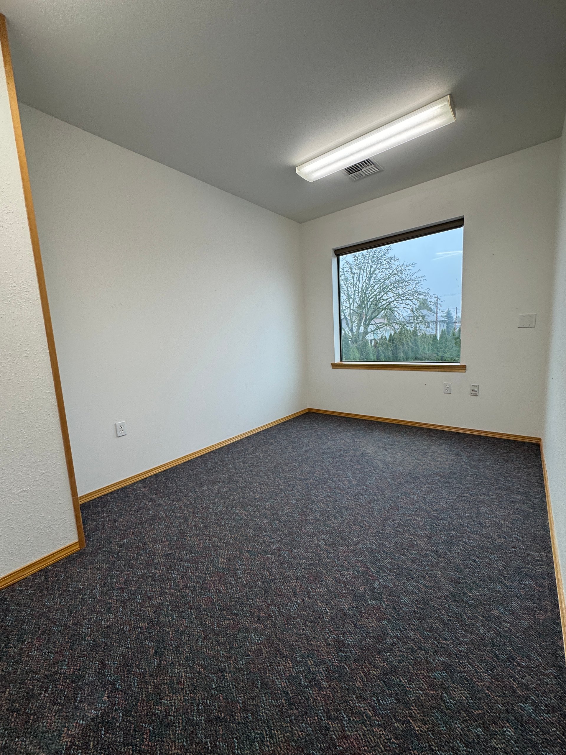 Lease Downtown McMinnville Office Space
