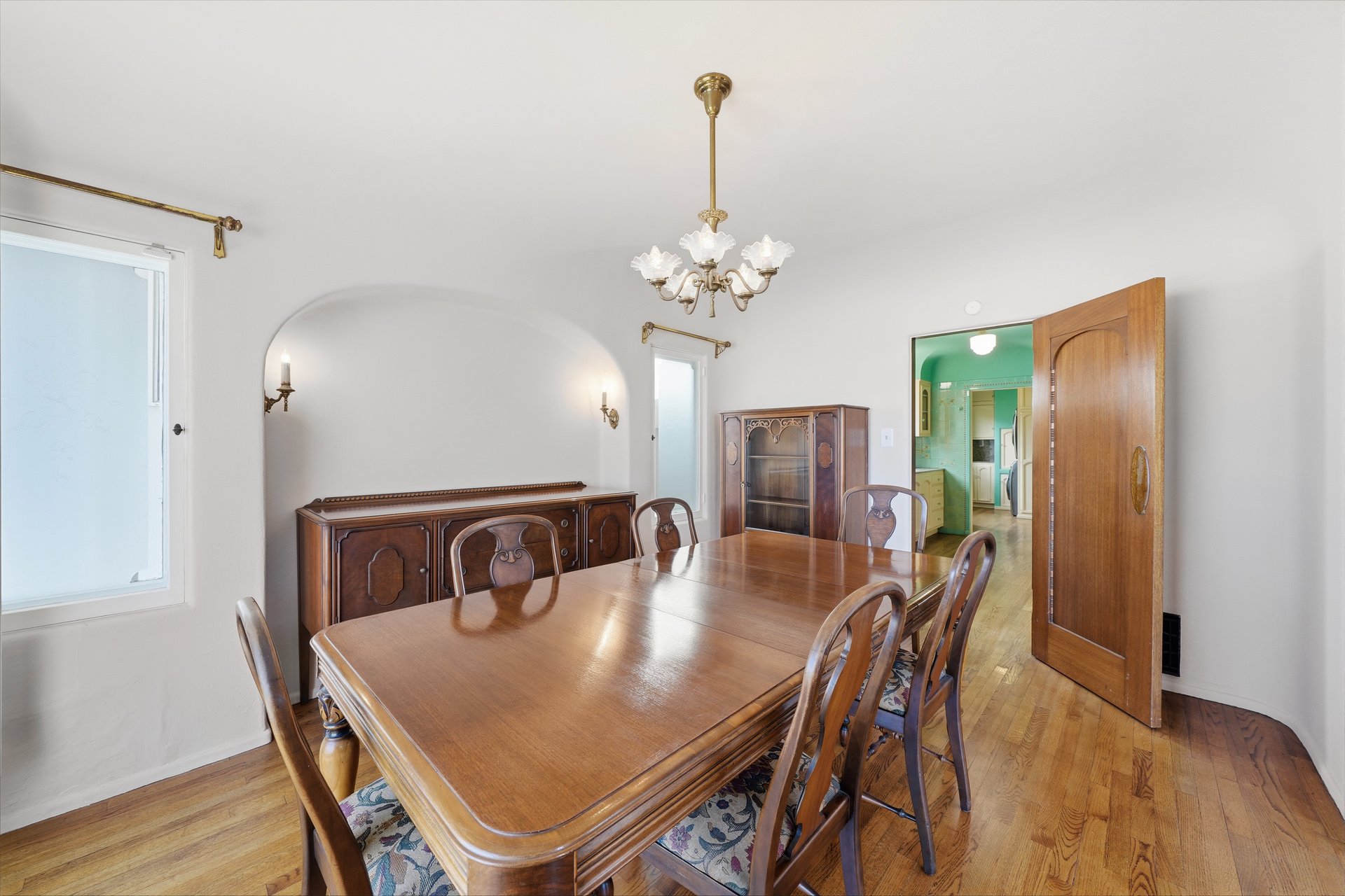 1602 The Strand (Entire Property)
