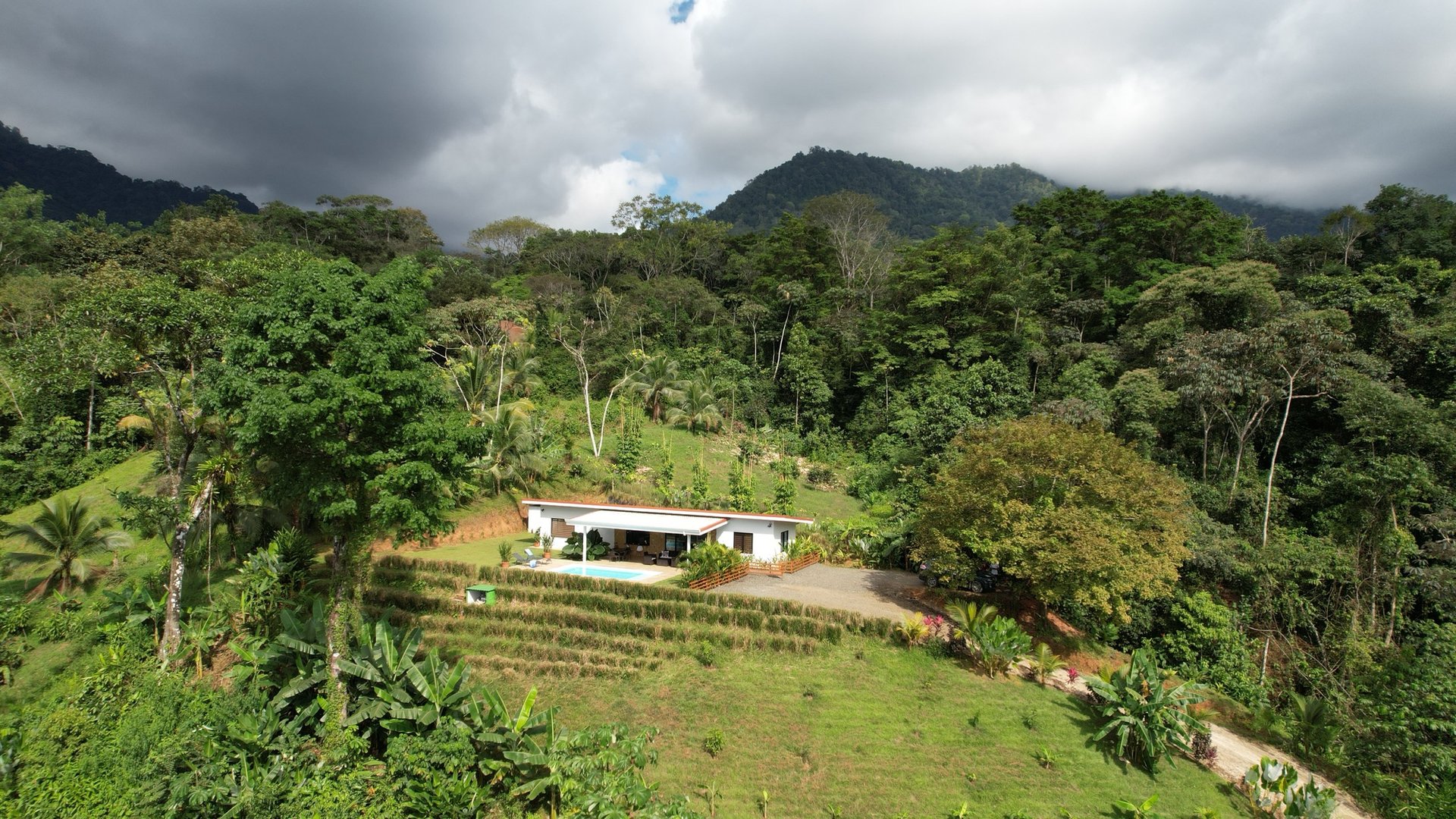 Brand New Modern Home in a Private Tropical Setting - Tres Rios