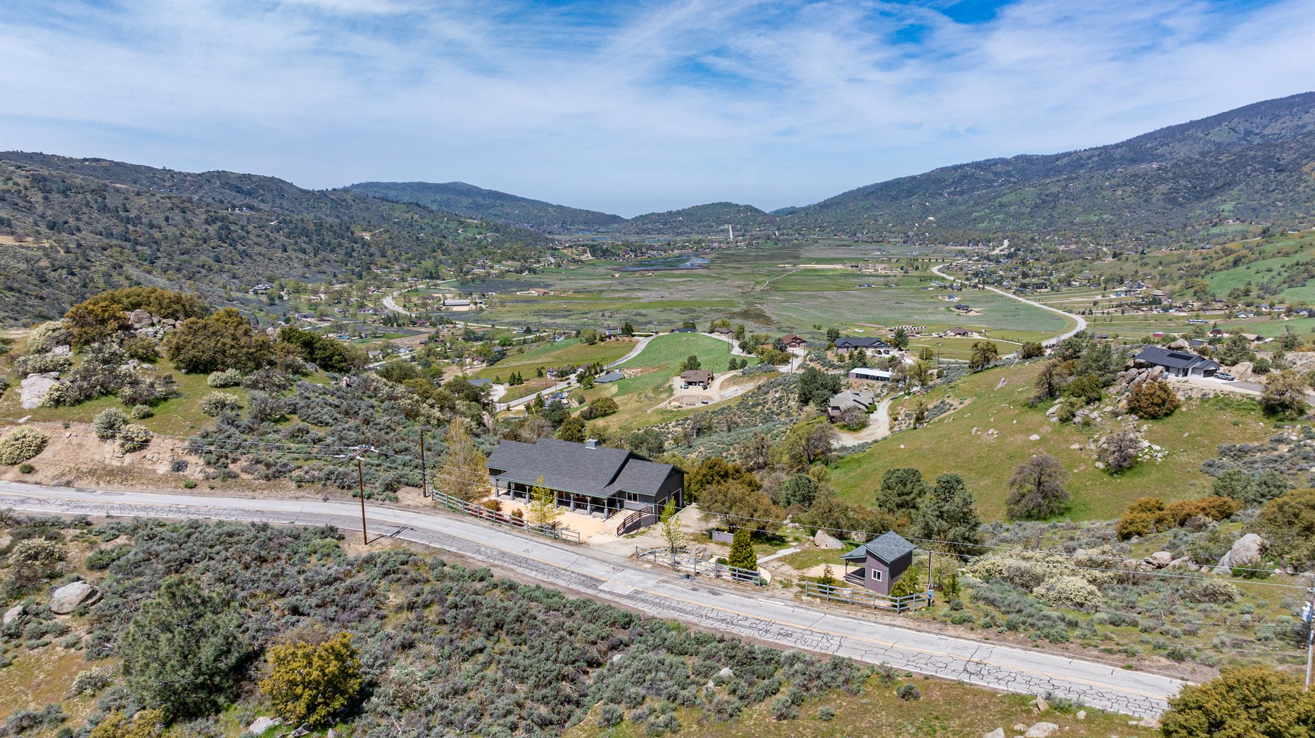 26501 Skyline Dr, Tehachapi, CA 93561 | Craftsman Home for Sale in Bear Valley Springs