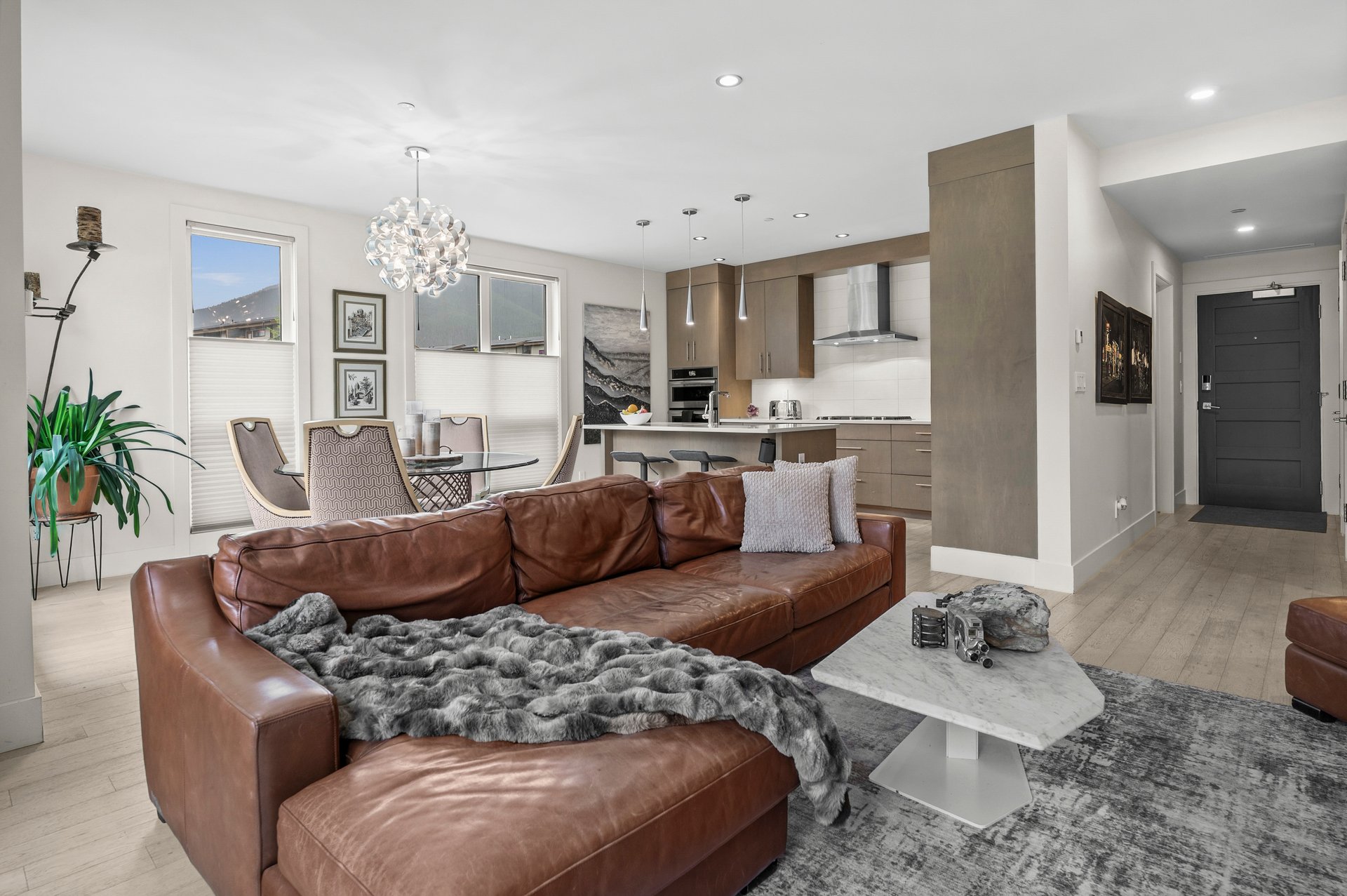 101A Stewart Creek Rise Unit: 101