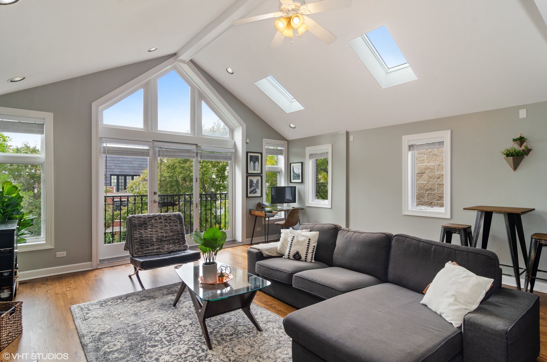 3247 N Racine #3