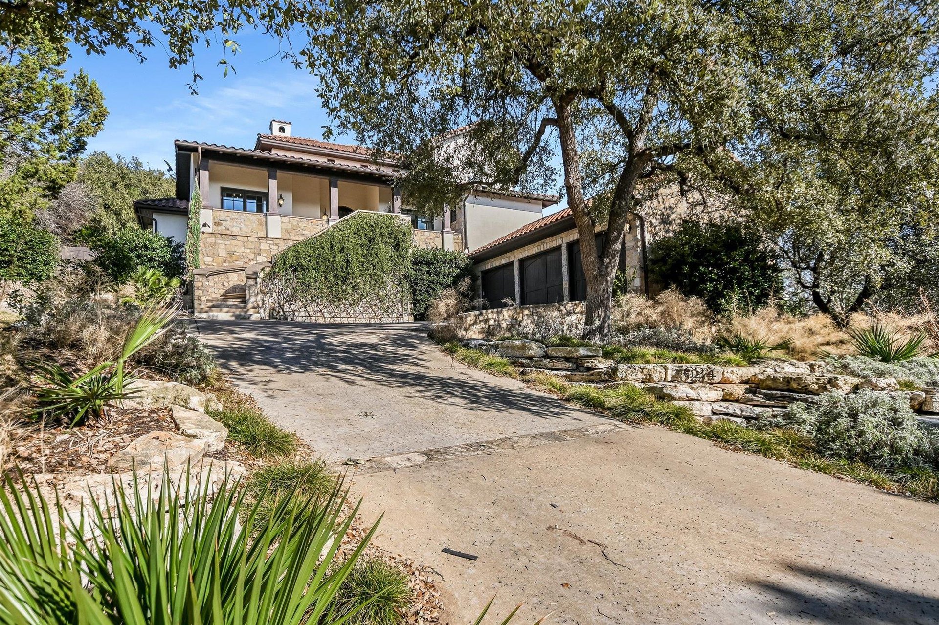 624 Logans Ln