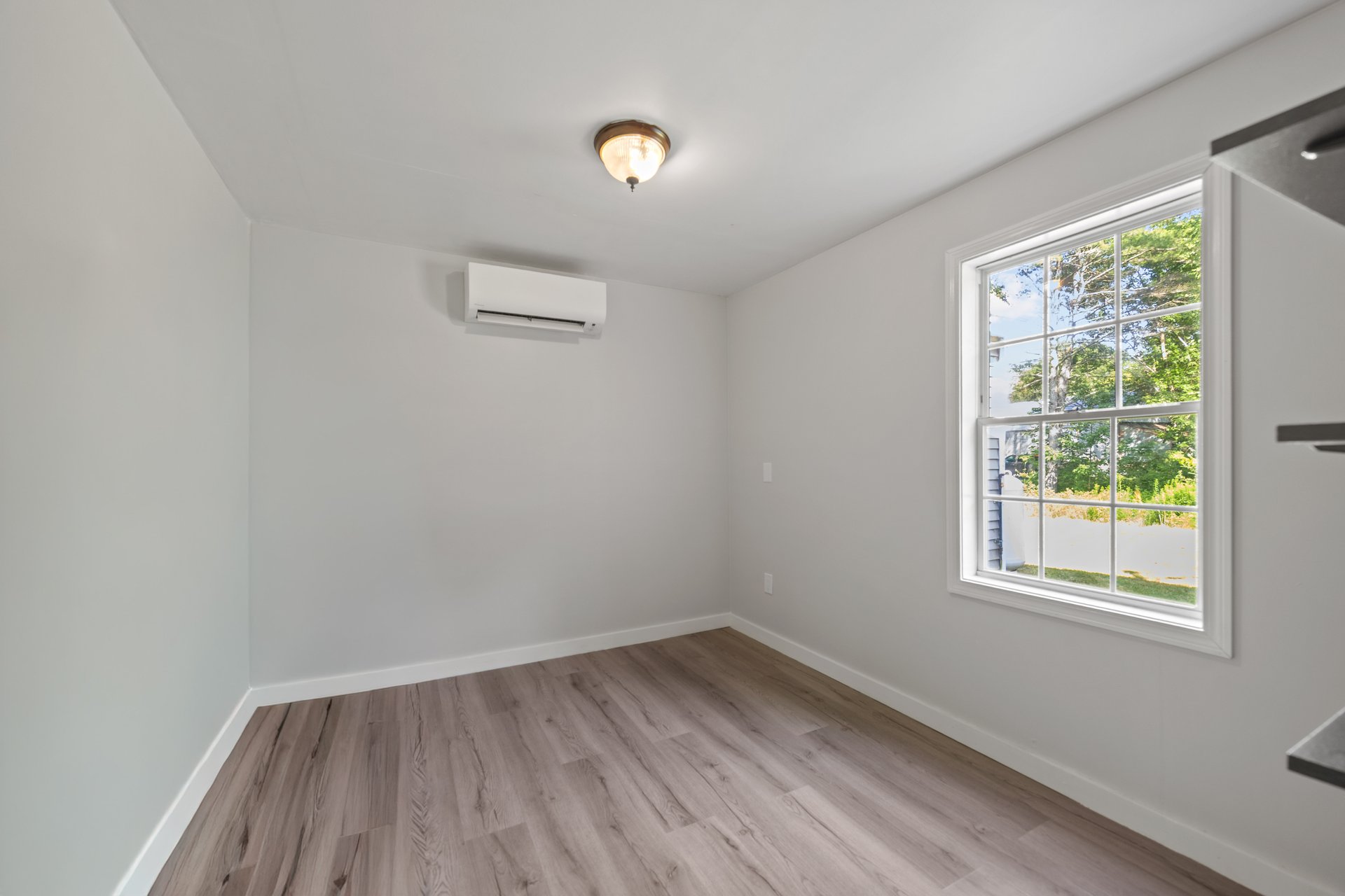 377 River Rd, Bowdoinham