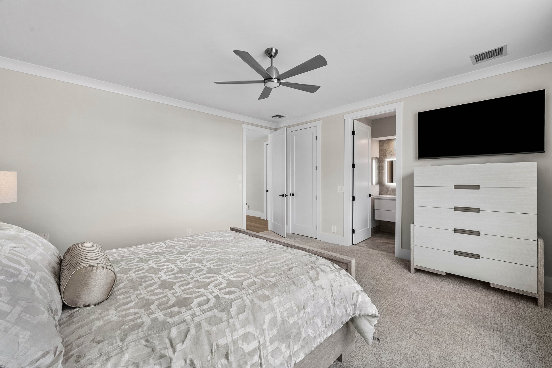 5812 Waterford 