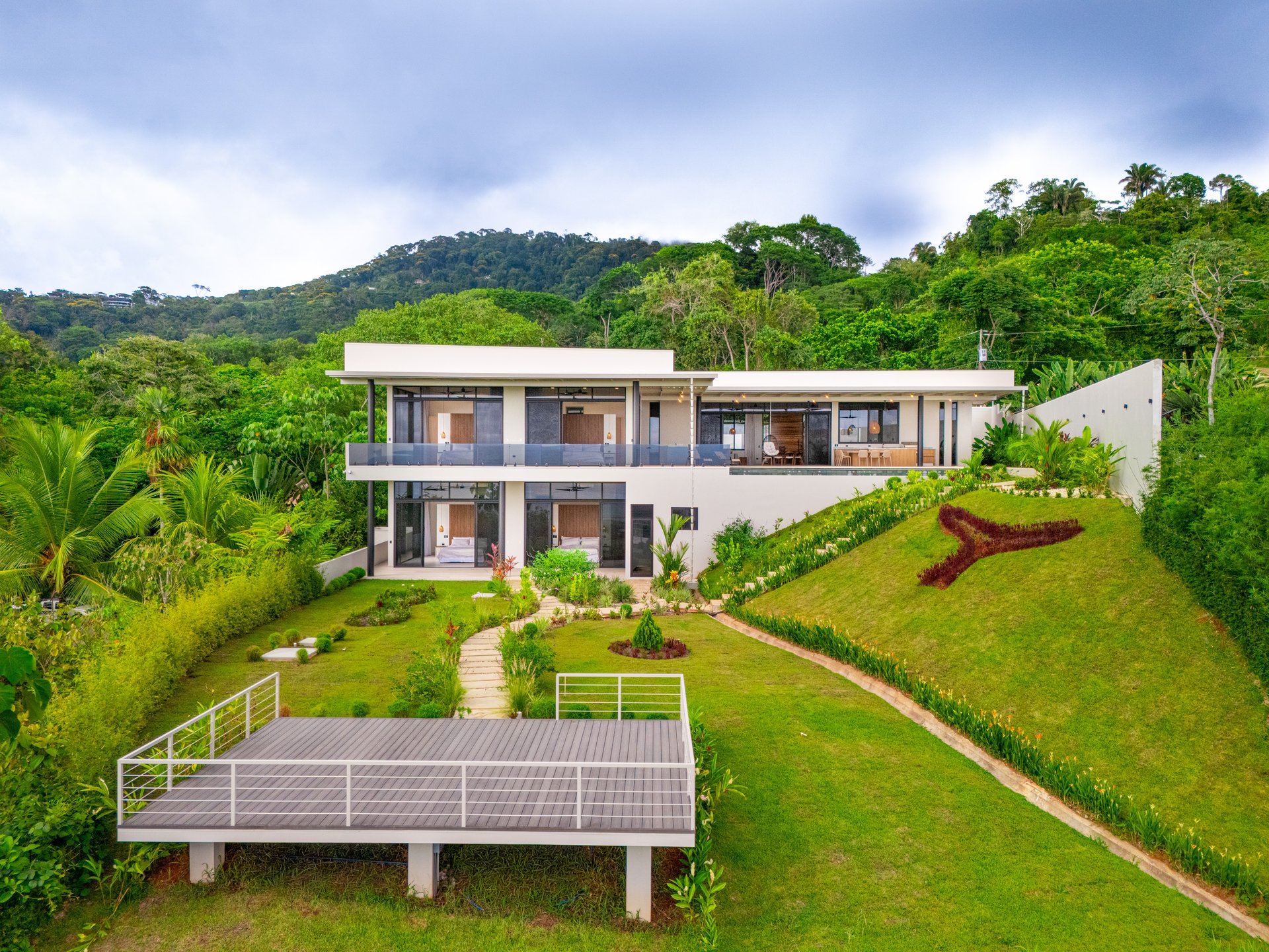 Lion's Gate Sunset Estate