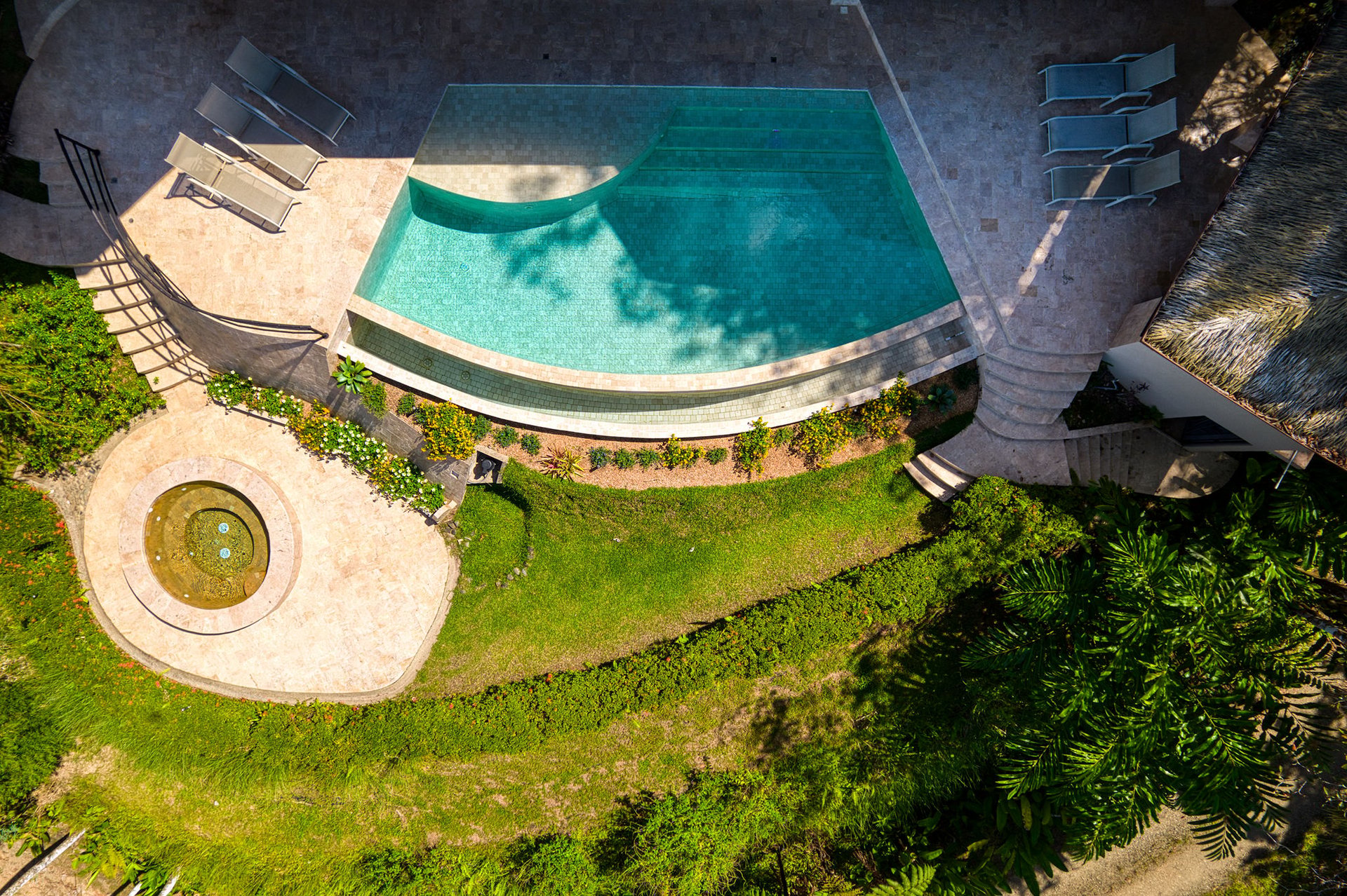 Casa Bambú – LUXURY 5 BEDROOM ESTATE WITH EXCEPTIONAL OCEAN VIEWS