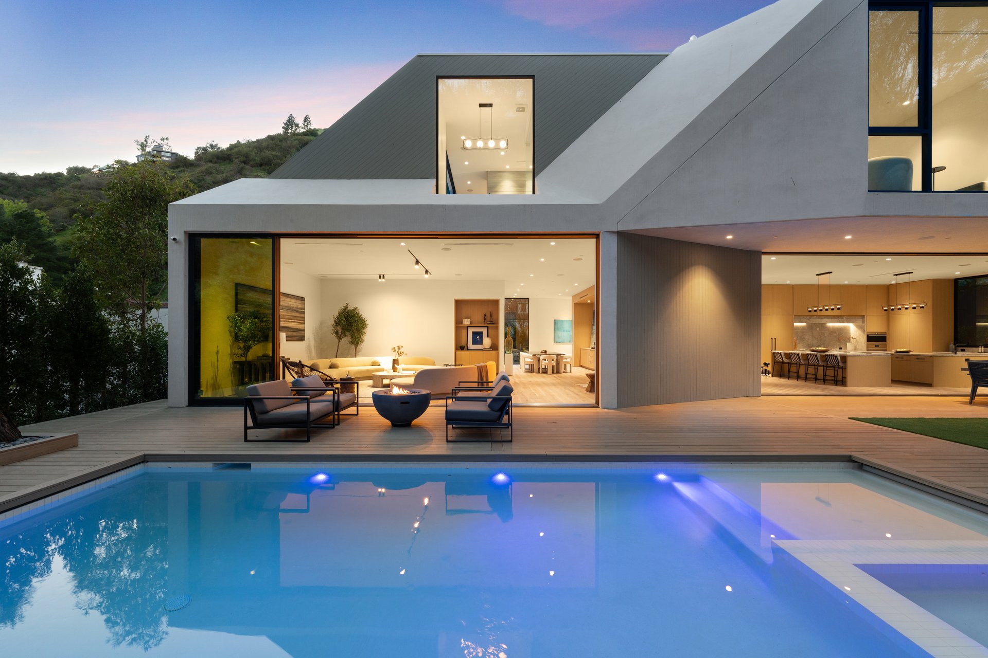 1508 Roscomare Rd, Bel Air 