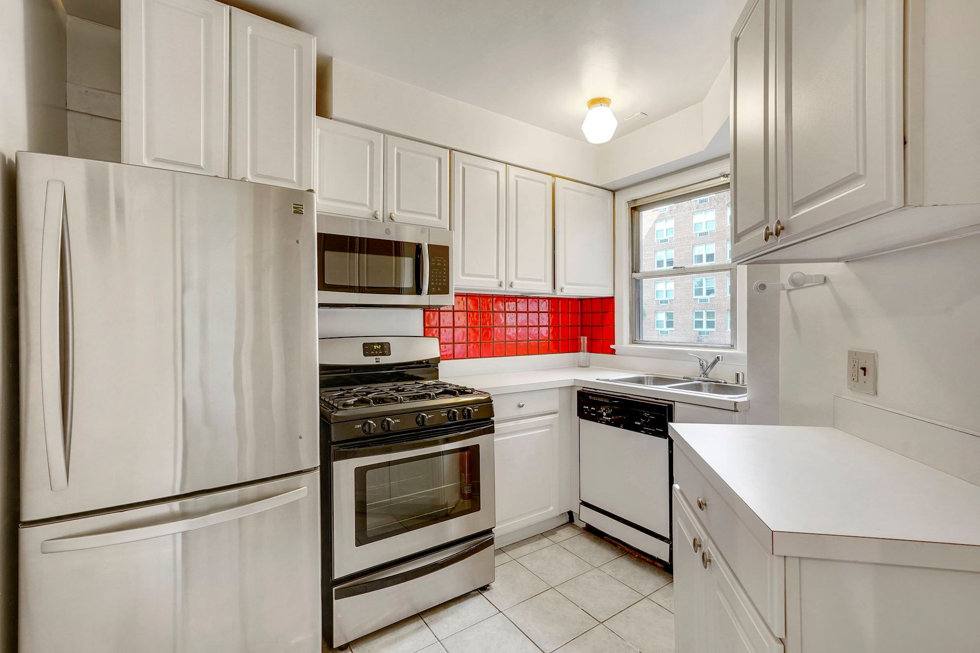 2500 Q ST NW #216