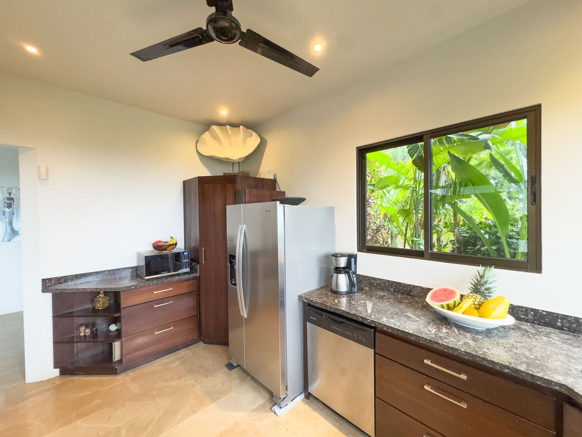 Stylish 4 bedroom home in the popular Dominicalito community, 7 minutes to the beach