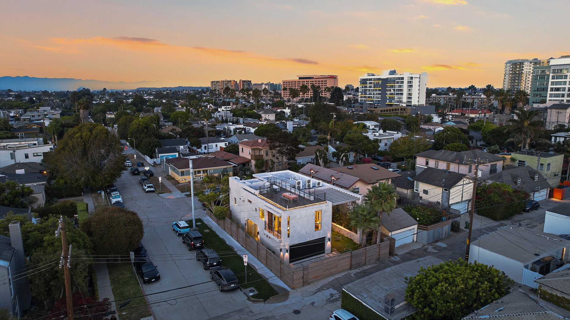 2801 Sanborn Ave