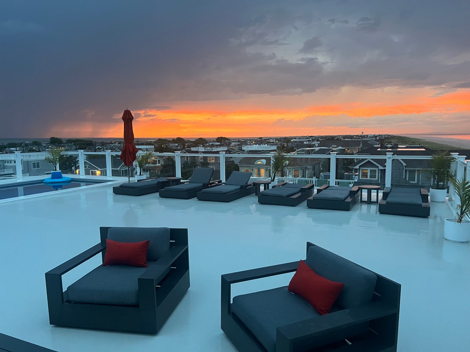 2215 Ocean Ave