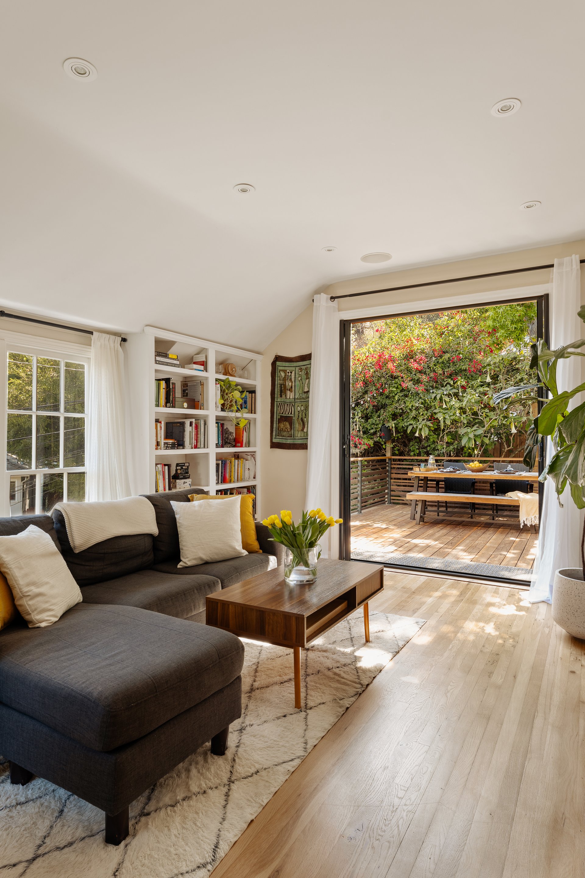 6871 Sunny Cove