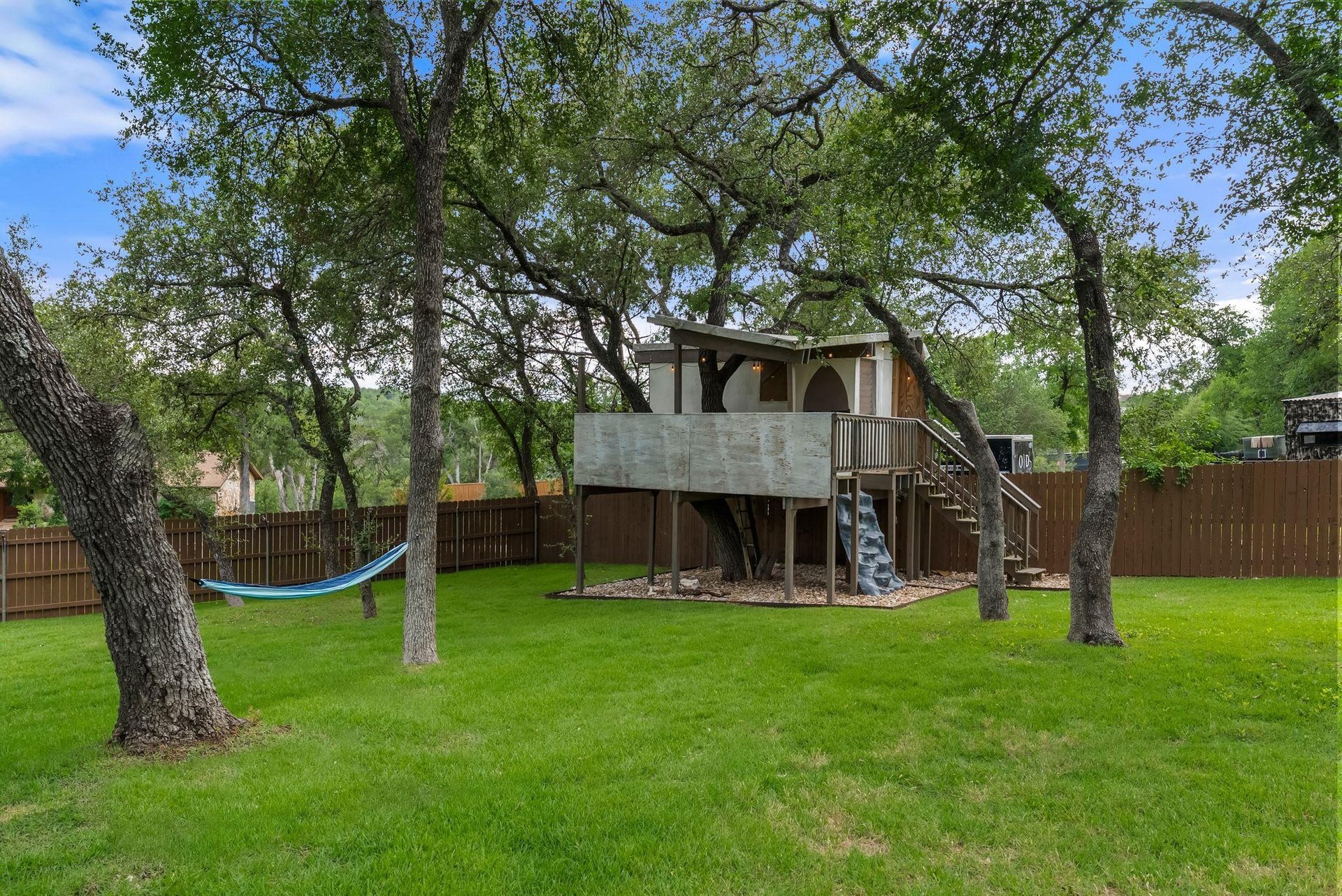 10634 Glass Mountain Trail