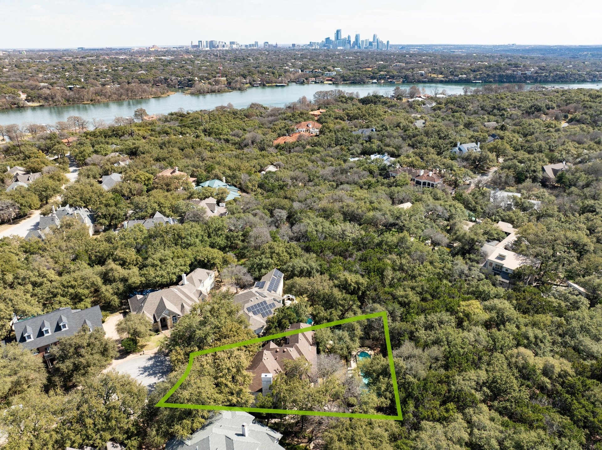 2900 Meandering River Court