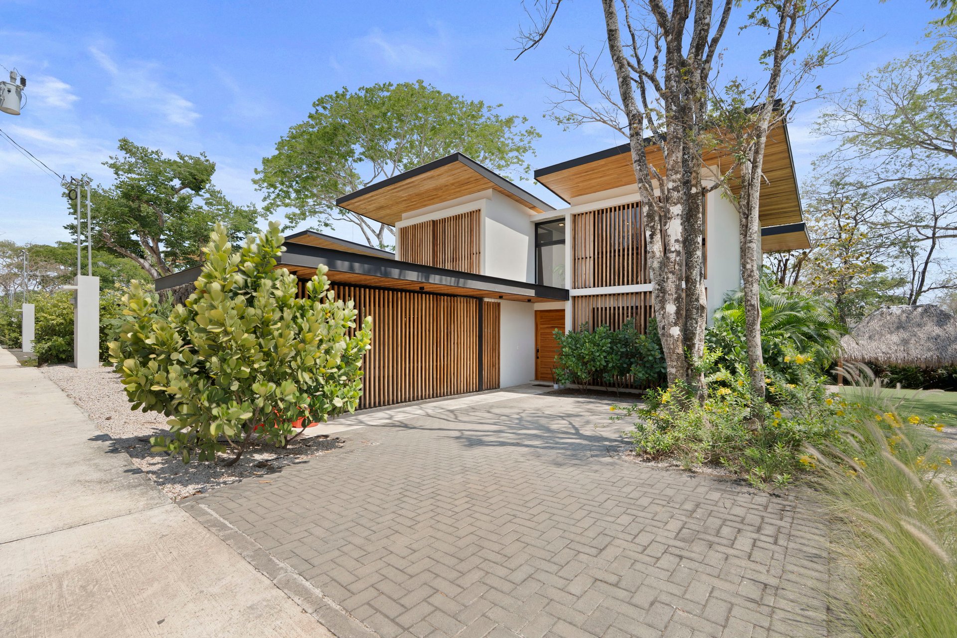 Grande Salvaje Estate (house 1 & 2) | 2 Modern homes, just steps to the famous surf break in Playa Grande!