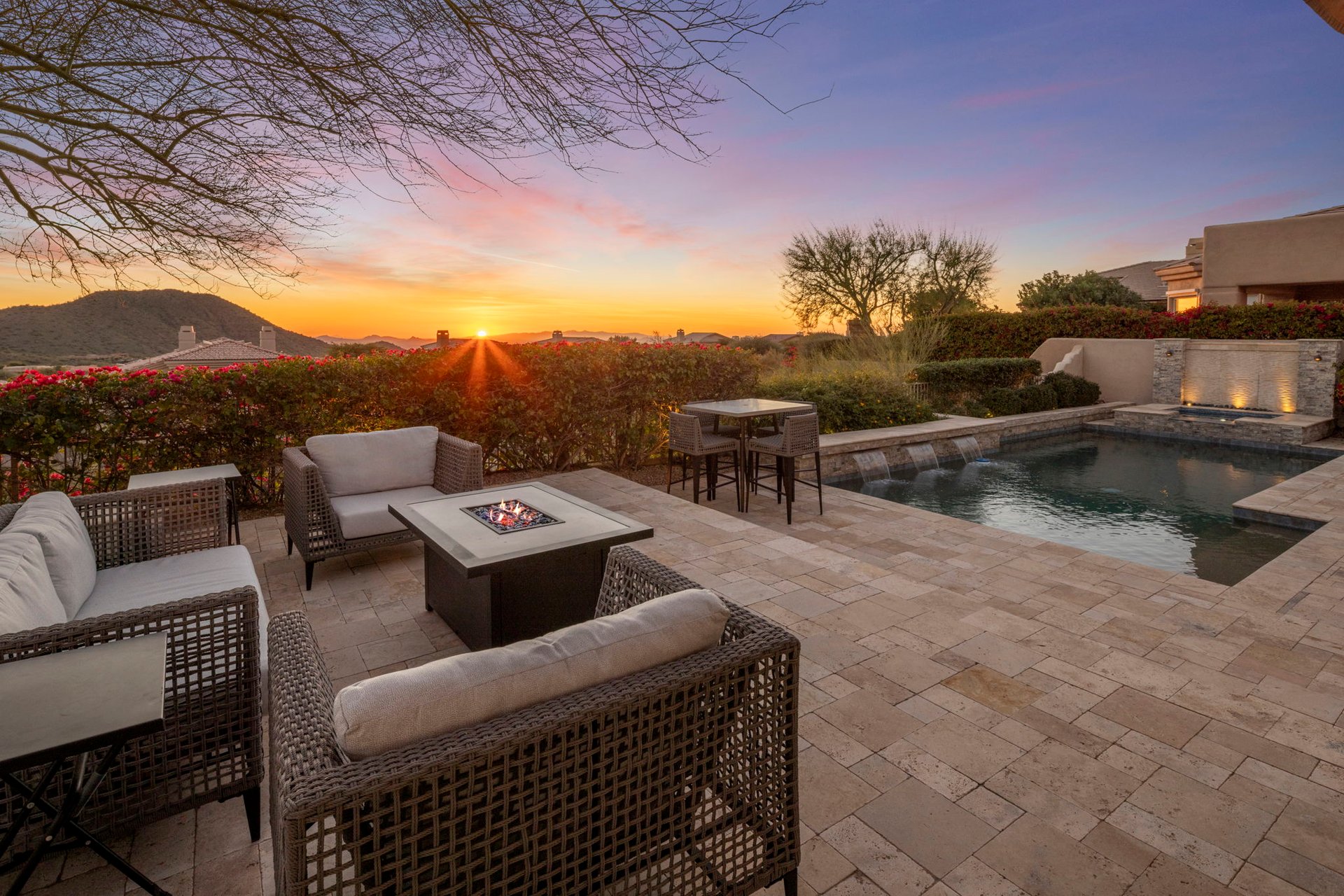 11129 E JUAN TABO Road
