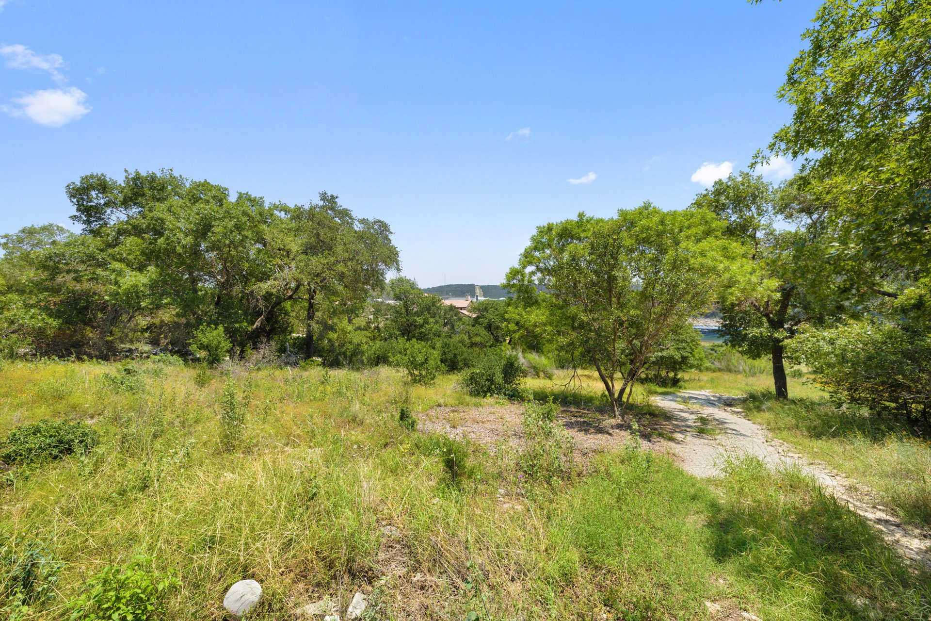 Premium 9.67AC homesite in gated community - Lago Vista