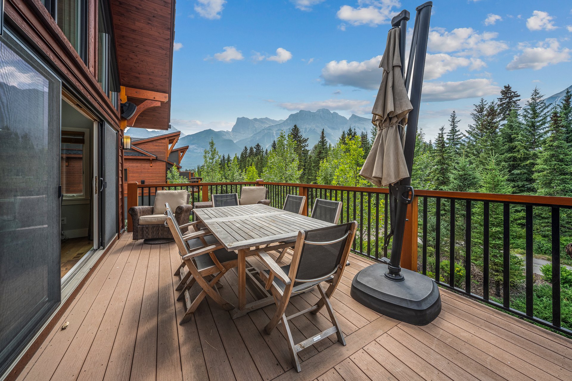 19 Creekside Mews