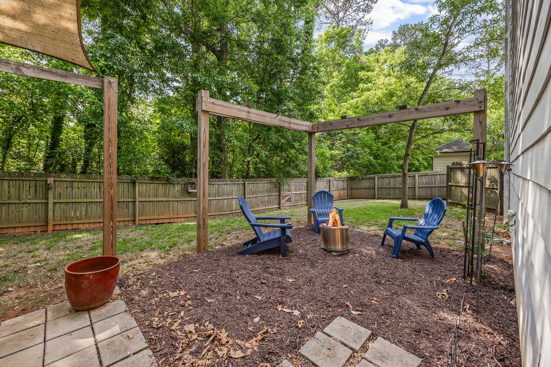 2136 Oak Knob Drive, Decatur, Georgia 30032