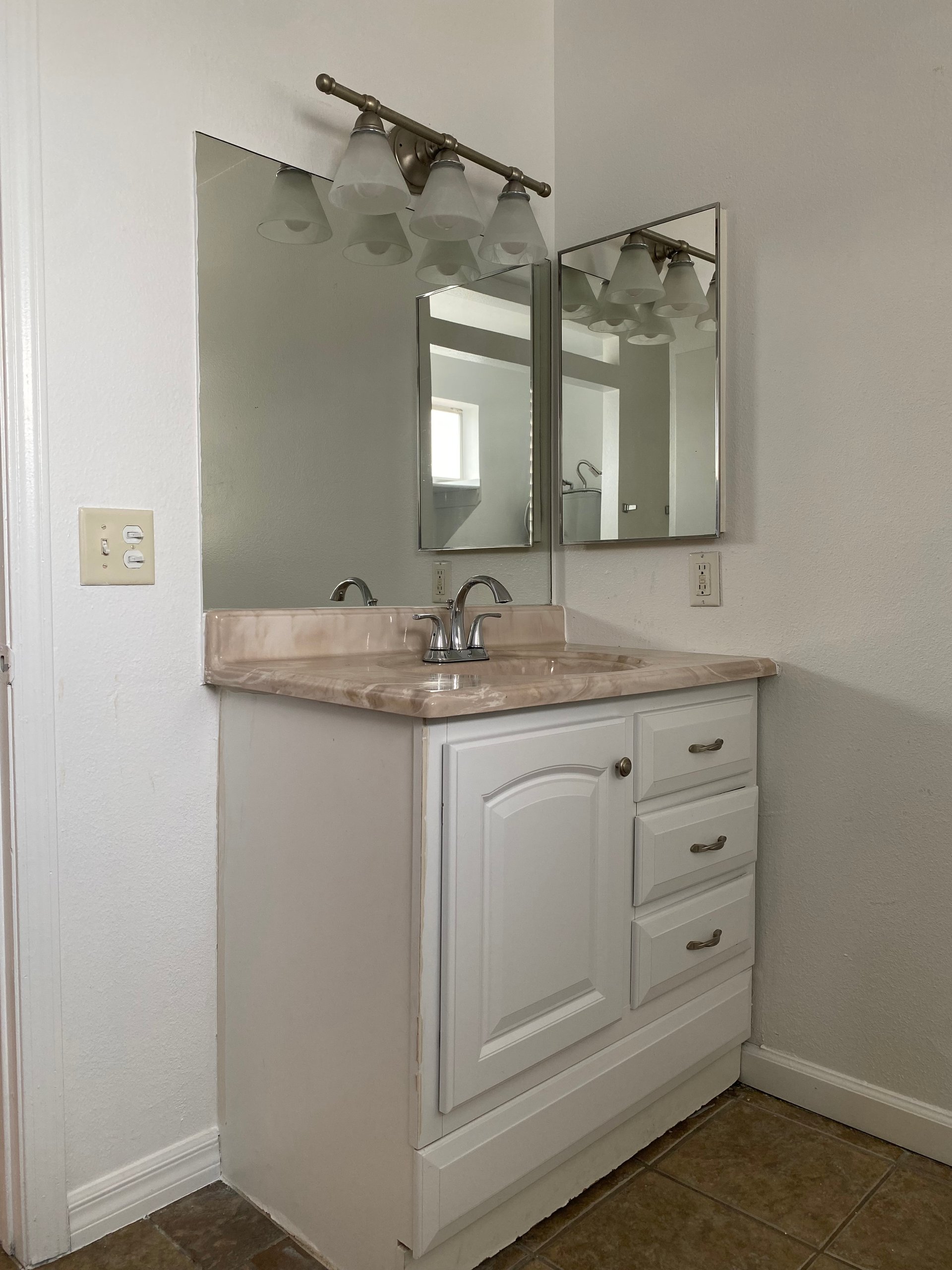 1662 North Lamont Street  #202