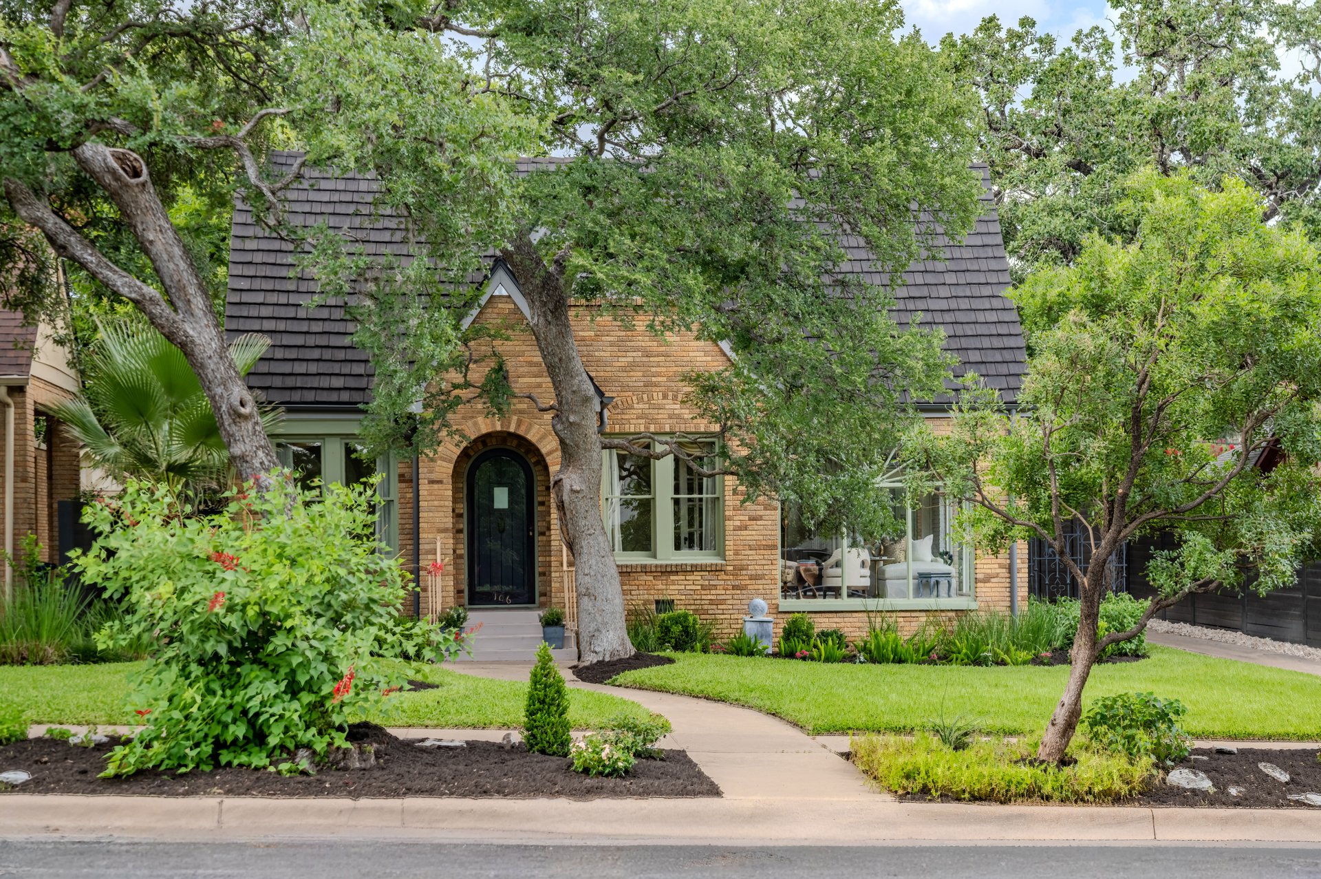 106 Laurel Lane