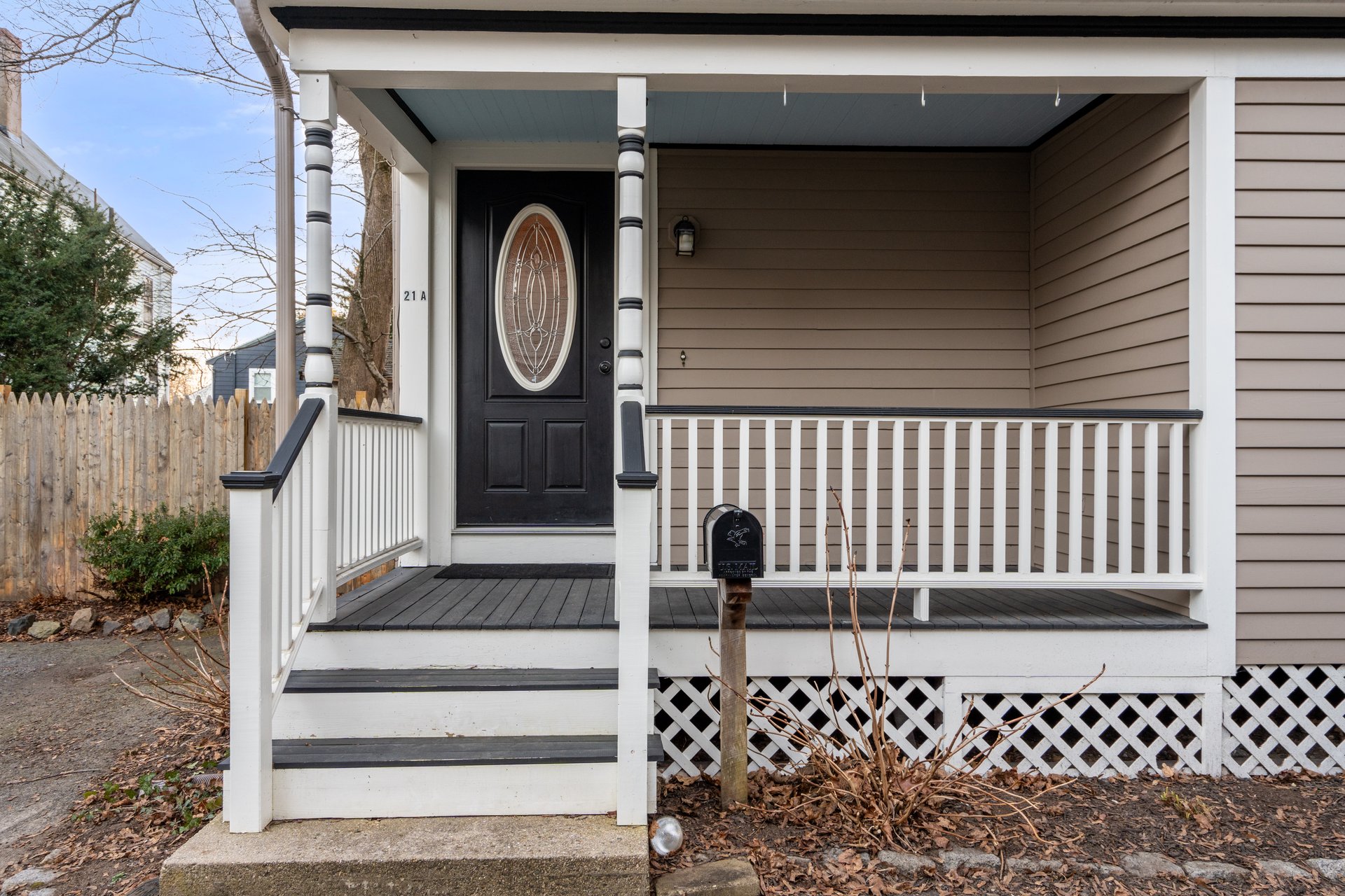 21A School St