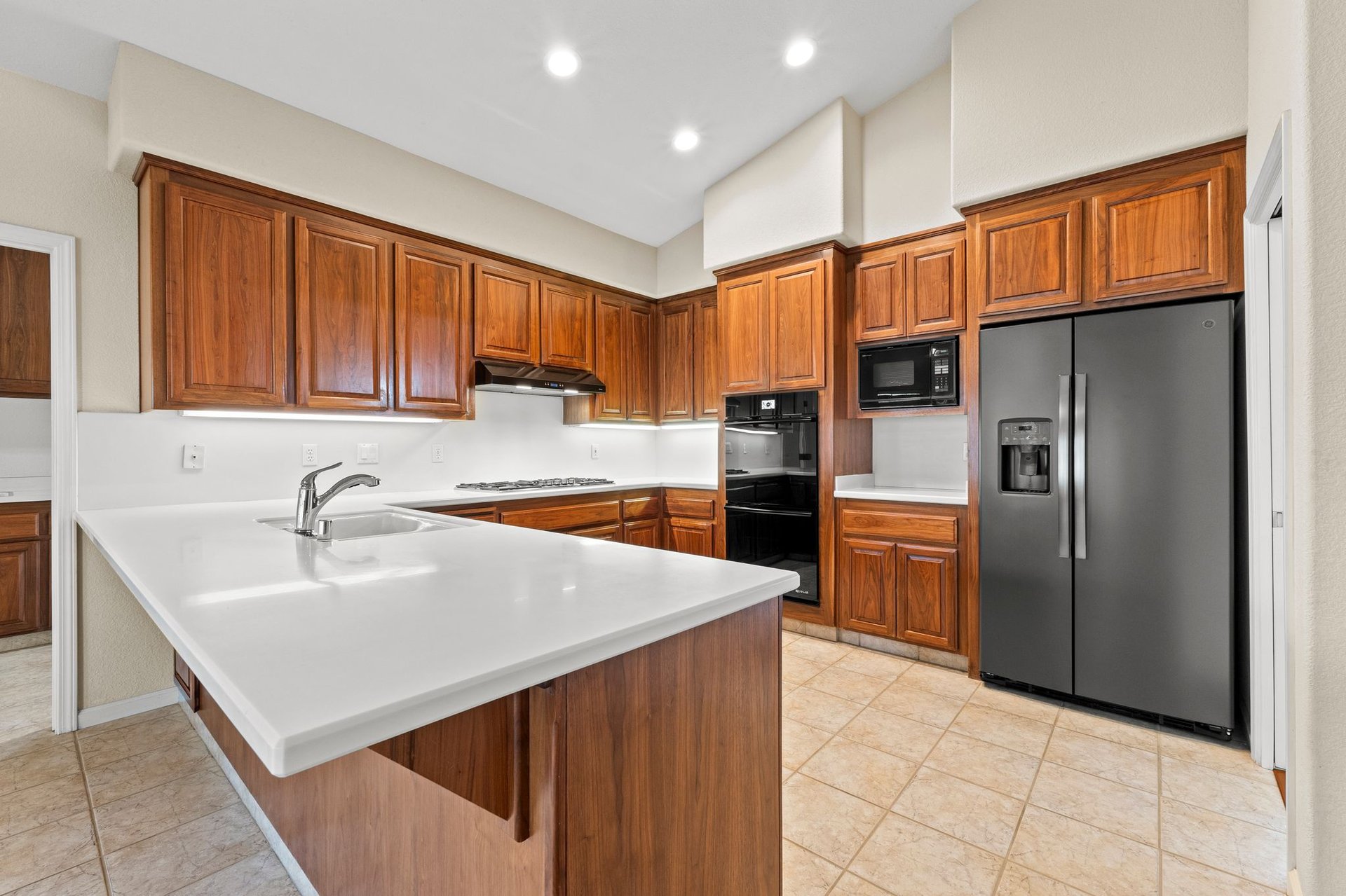 917 Corral Place