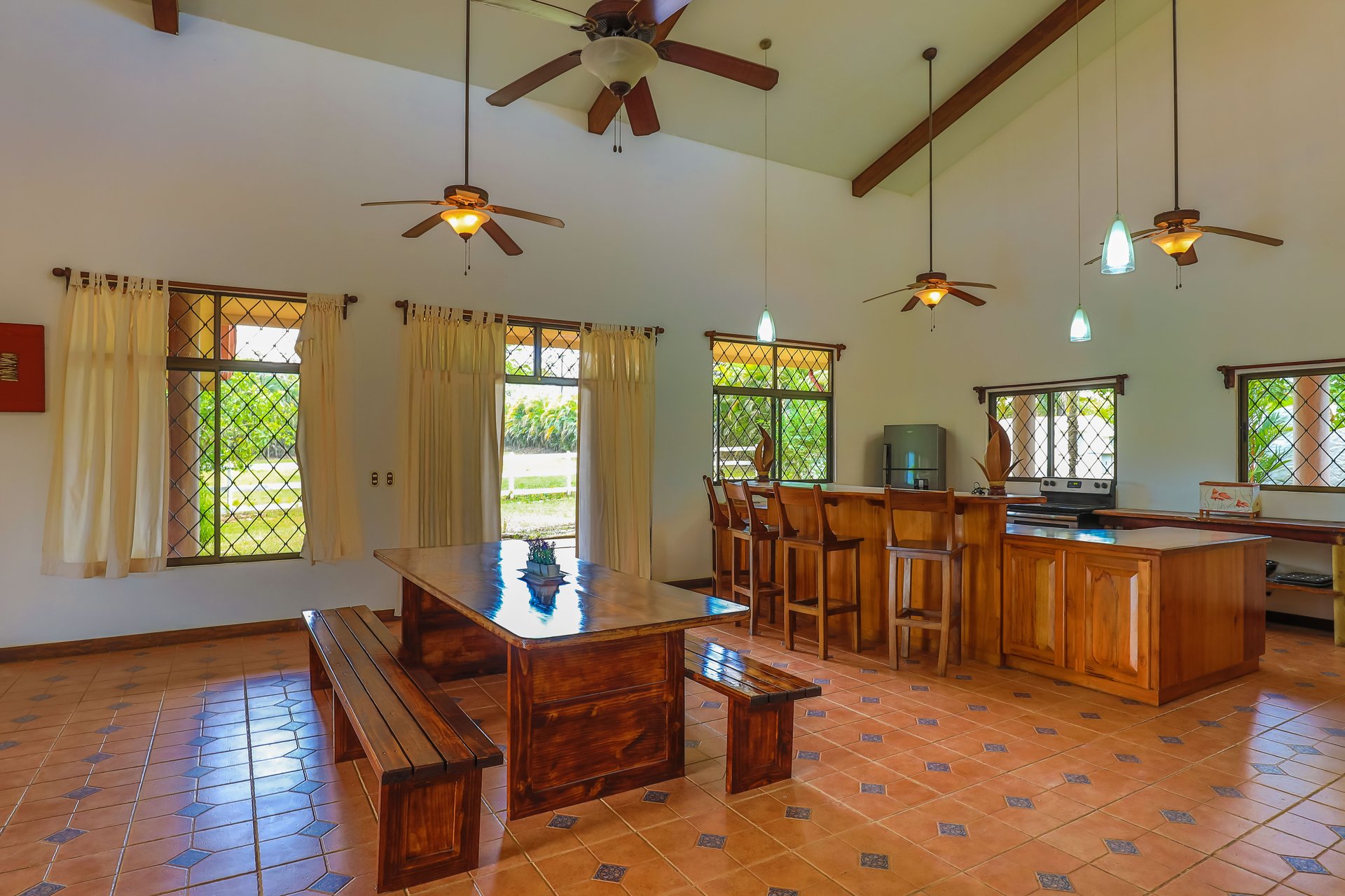 Hacienda-Style Retreat For Sale in Naranjito