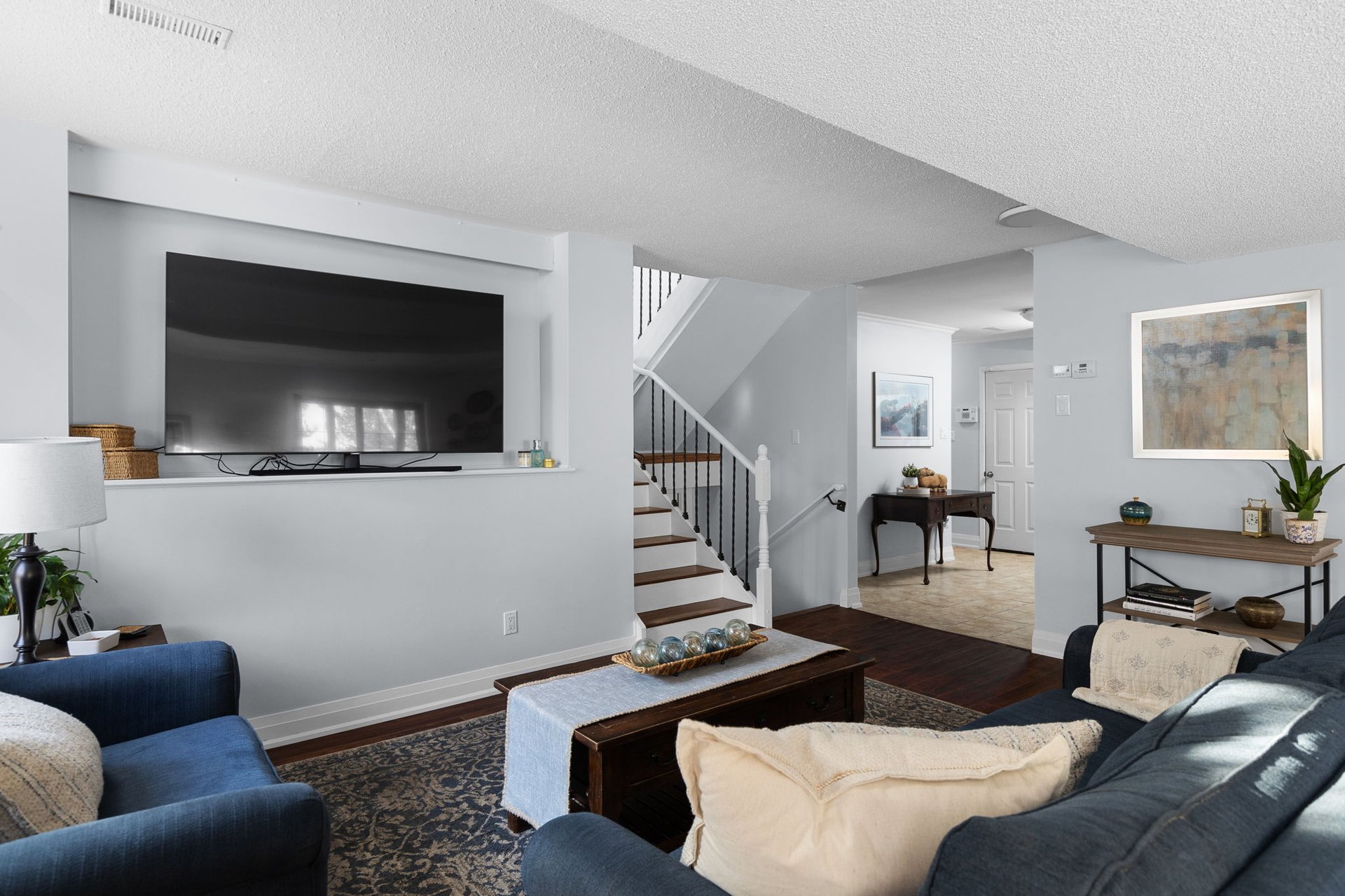 381 Cox Mill Road, Barrie