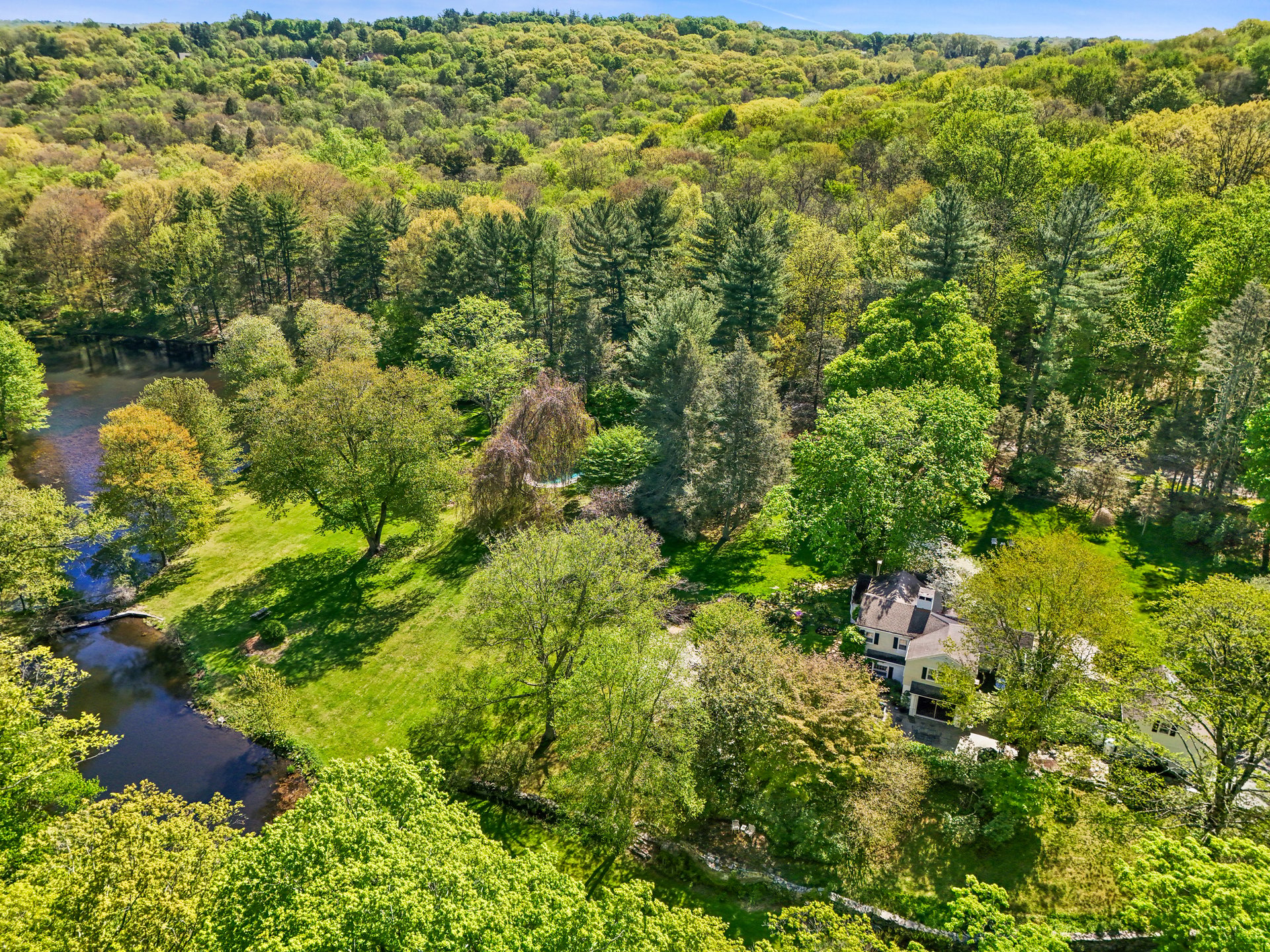 123 & 135 Mianus River Road