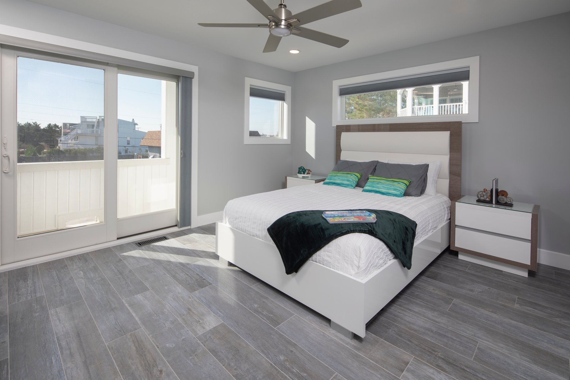 161B Long Beach Blvd