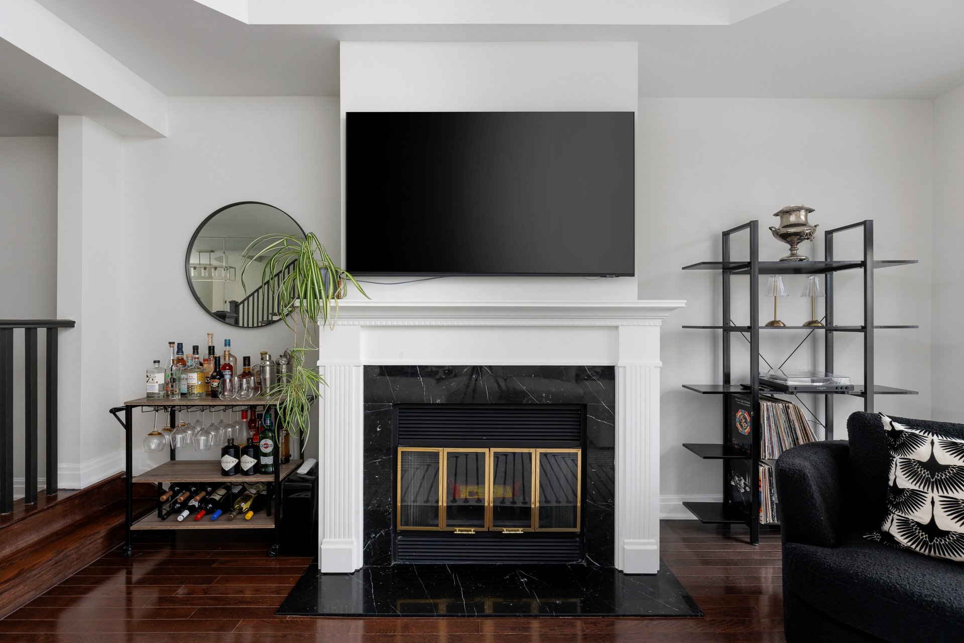 Casa Loma Townhouse