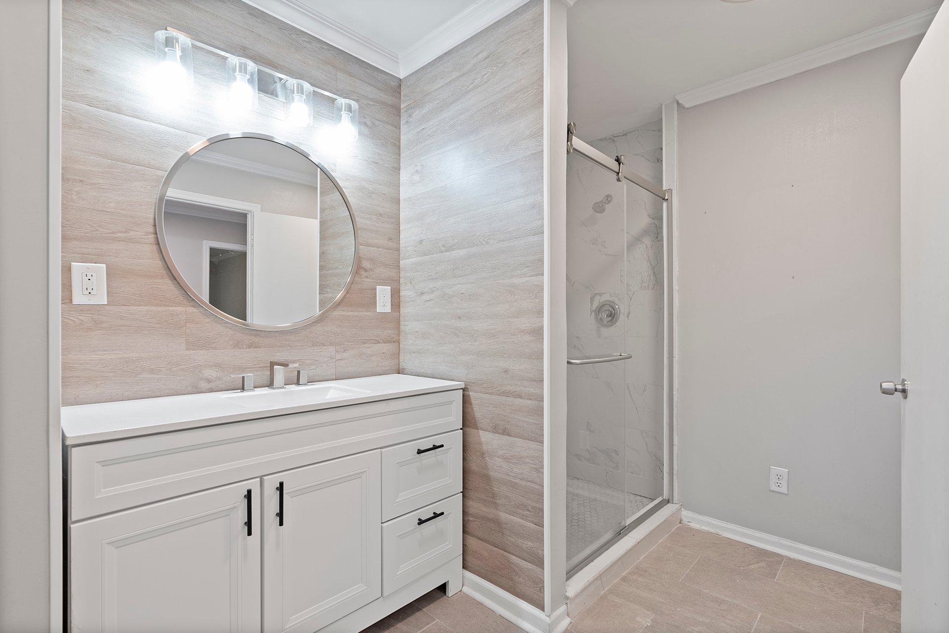 FOUR Bedroom in the Hospital District!! Basement great for storage!