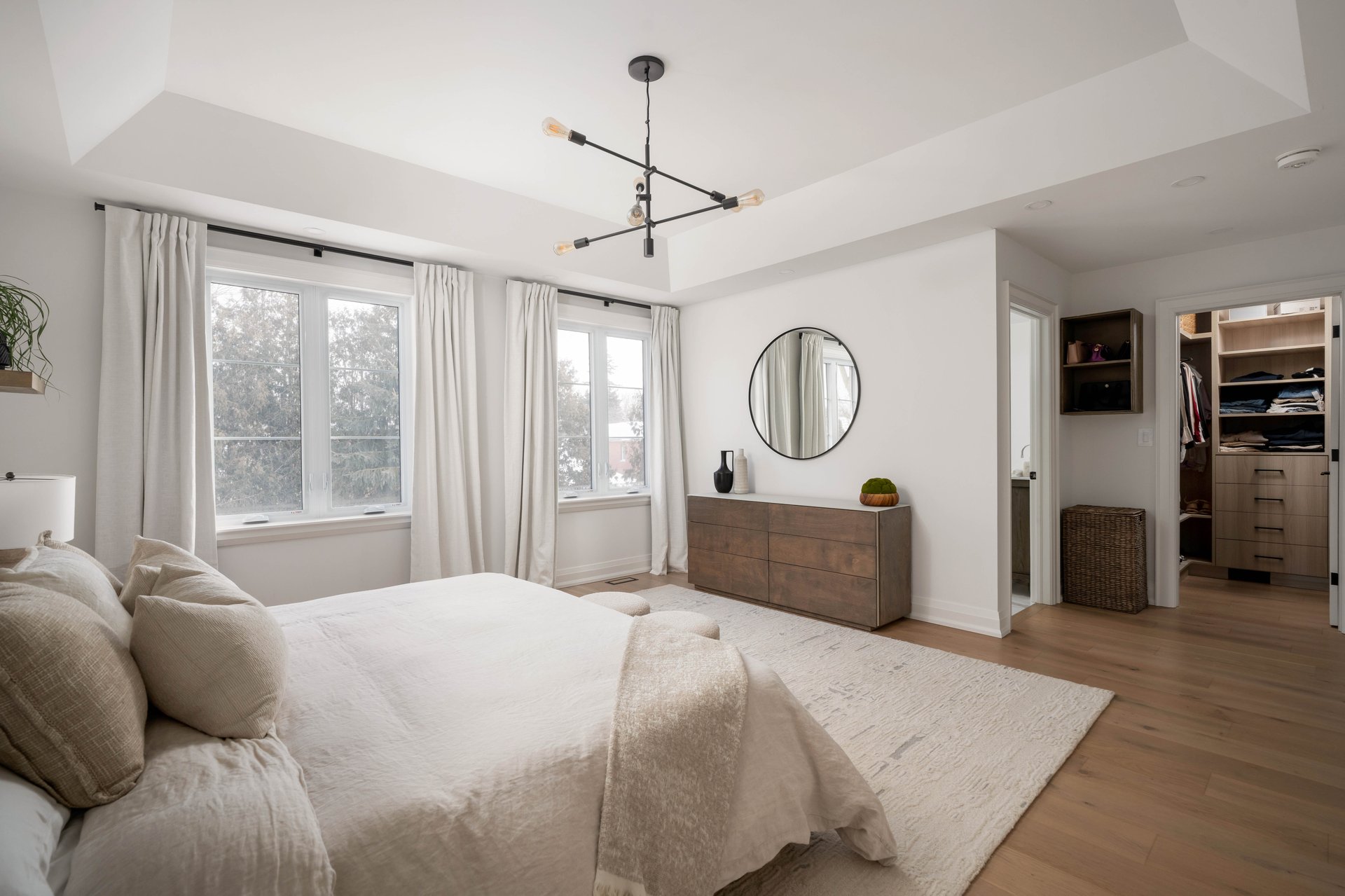 15 Marilyn Cres