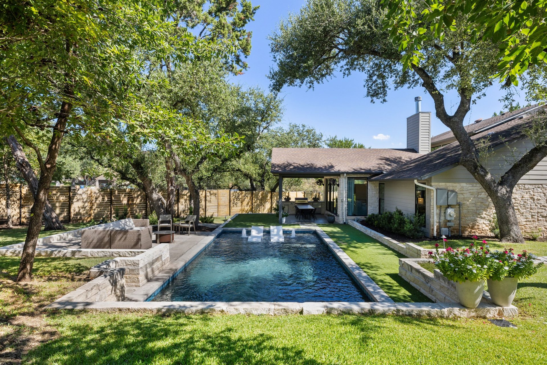 1500 Surrey Hill Drive