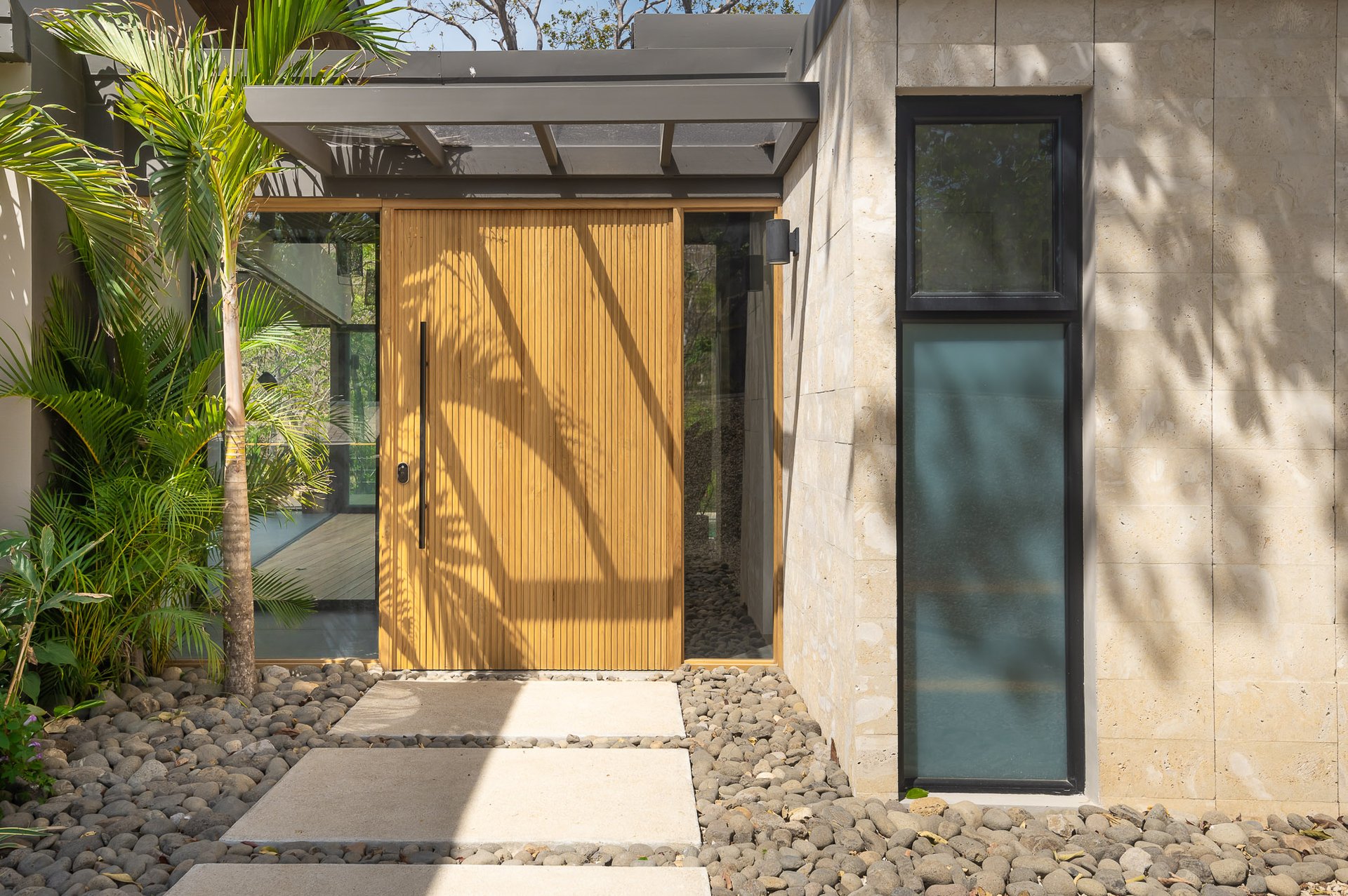 Casa Jungla | Contemporary 4-Bedroom Home with Private Pool in Las Ventanas, Playa Grande