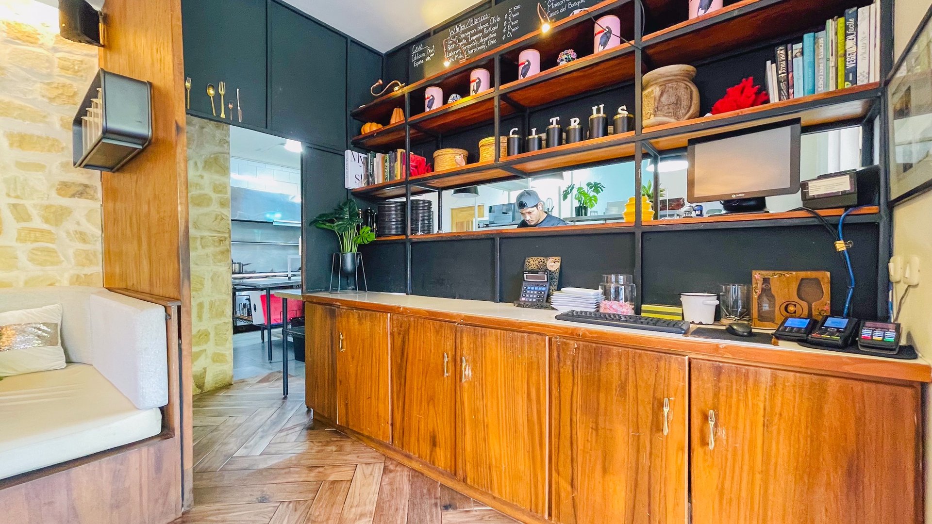 Restaurant for Sale in Ojochal, Costa Rica | Citrus Culinary Legacy & Business Opportunity