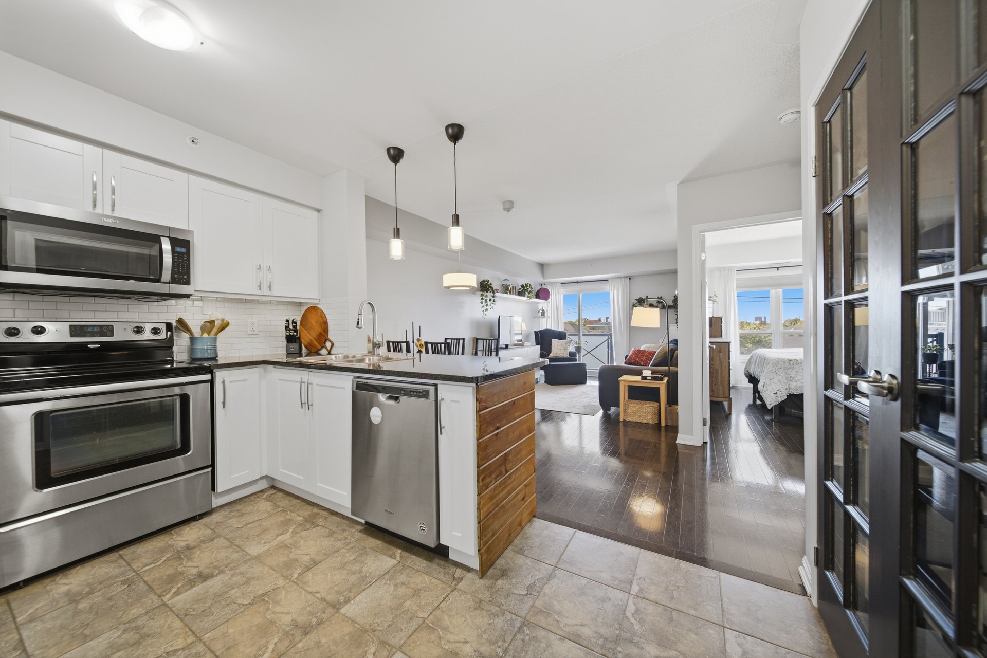 10 Mendelssohn St Suite 413