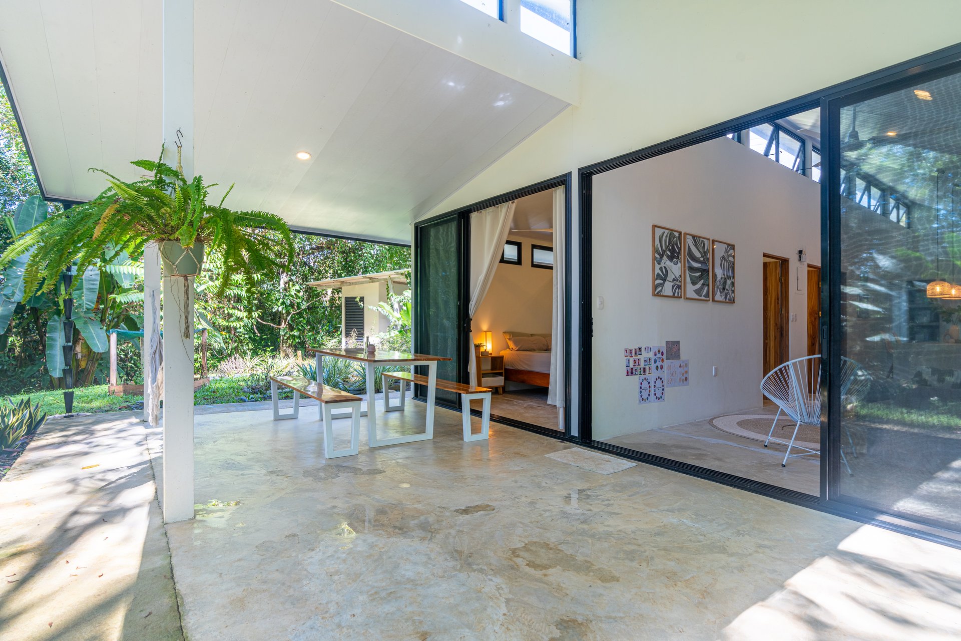 Turnkey Property with 3 Income-Generating Homes in an Exceptional Uvita Location