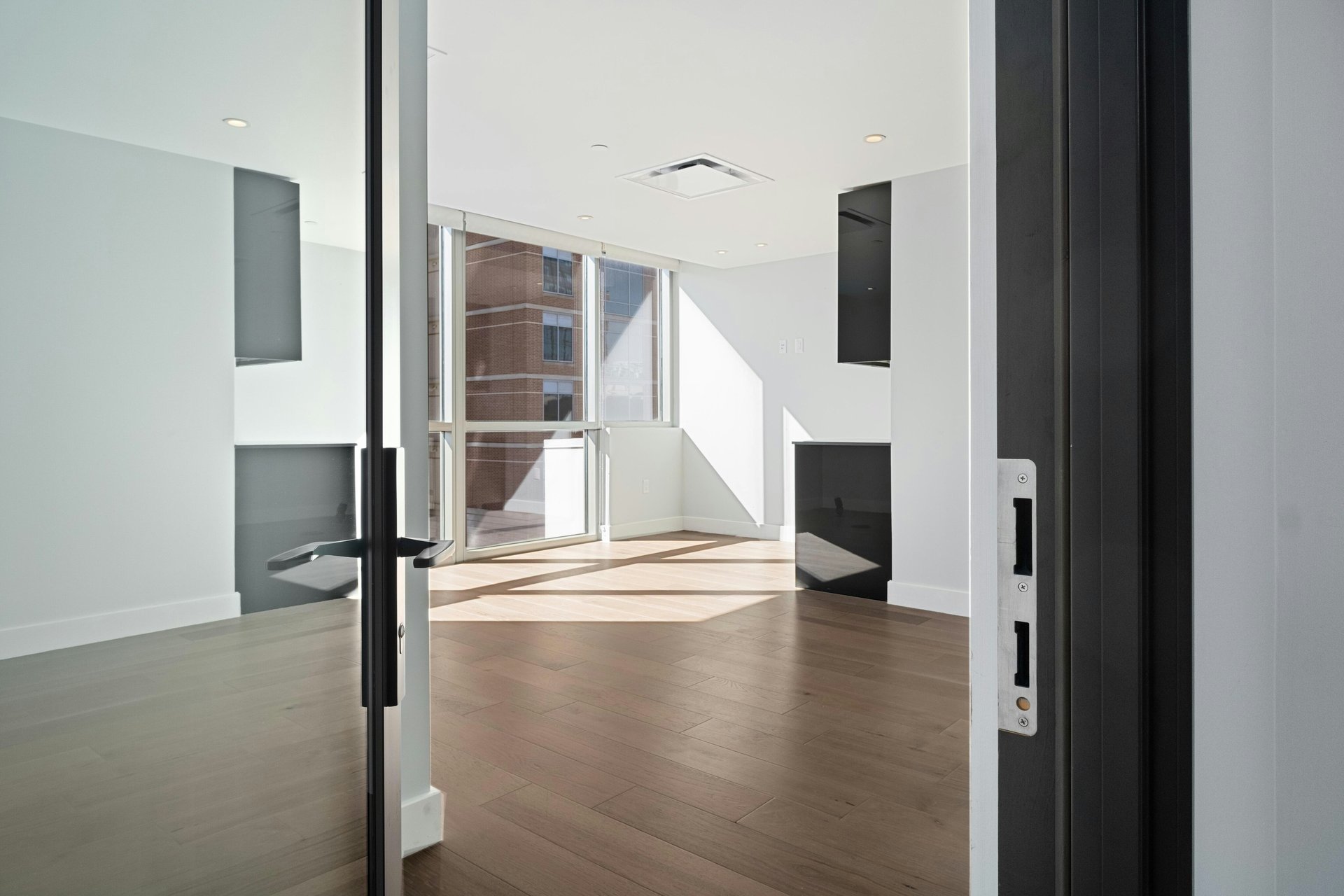 200 Congress Ave #903