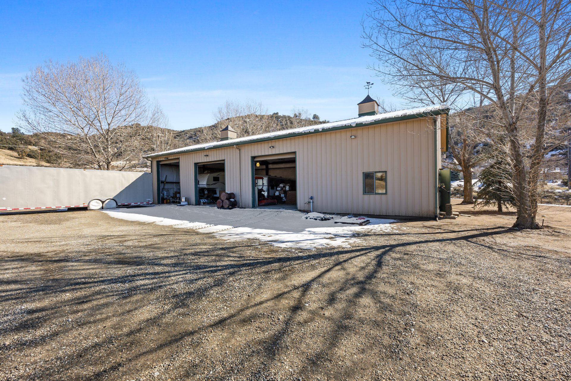 Equestrian Estate in Bear Valley Springs: 25820 Skyline Drive