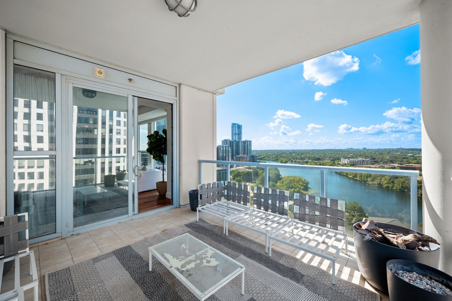 98 San Jacinto Blvd #1701