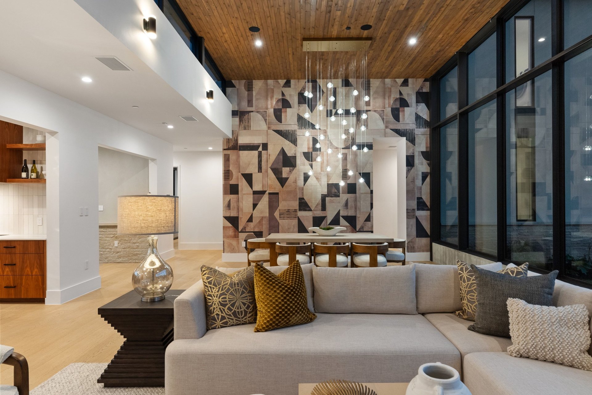 Architectural Elegance in Westlake