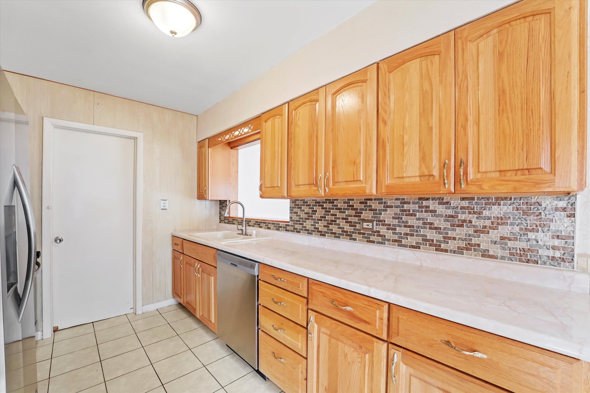 469 N. Wolf Rd., Northlake, IL 60164