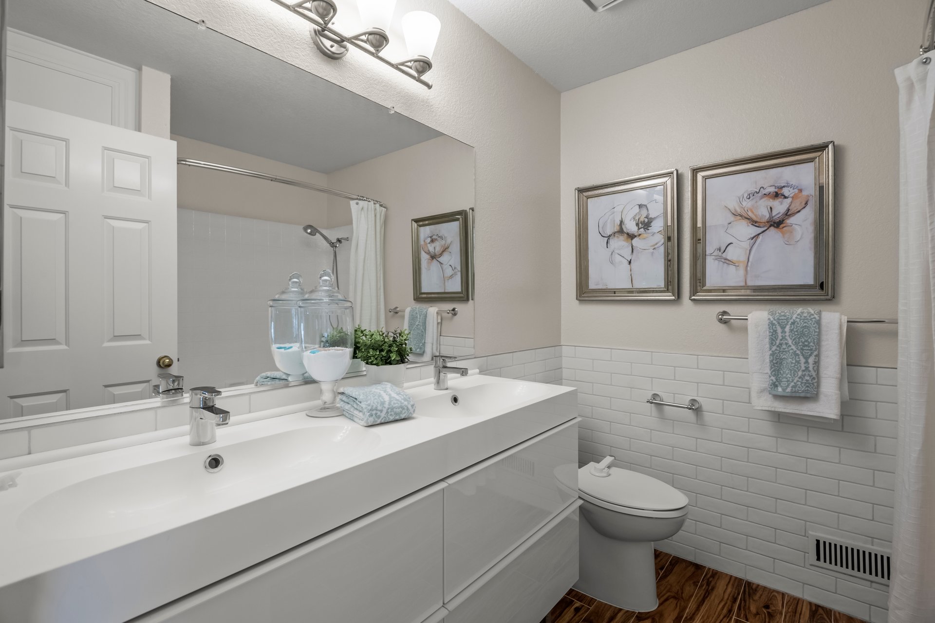 5252 Rio Lobo Drive
