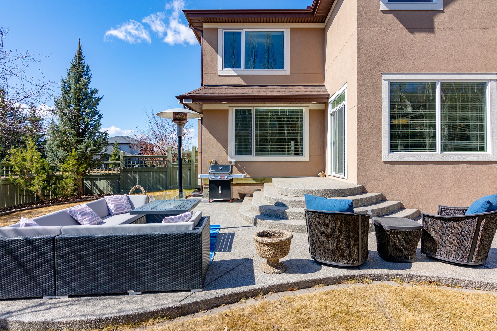123 Wentworth Court SW