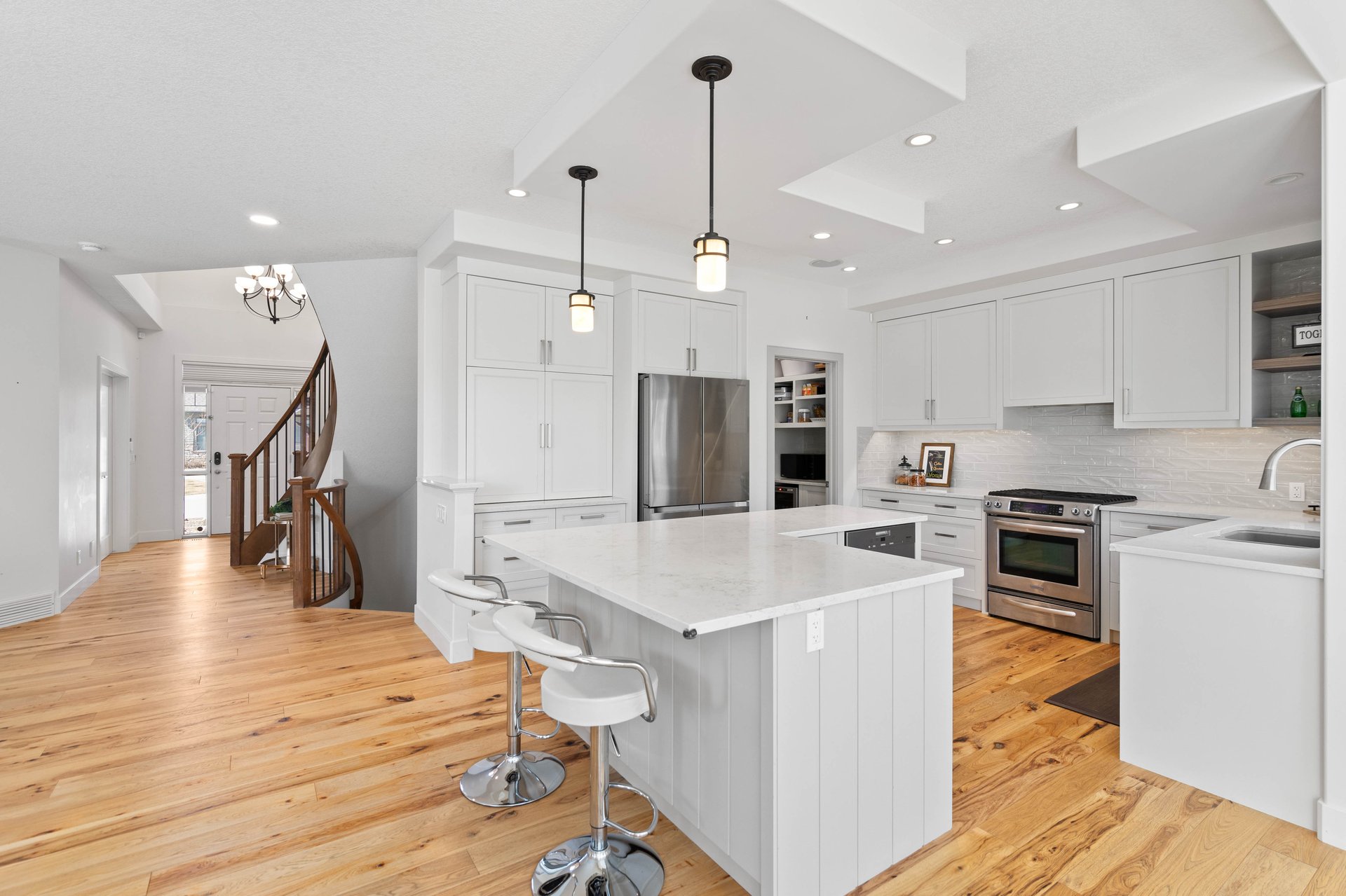 123 Wentworth Court SW