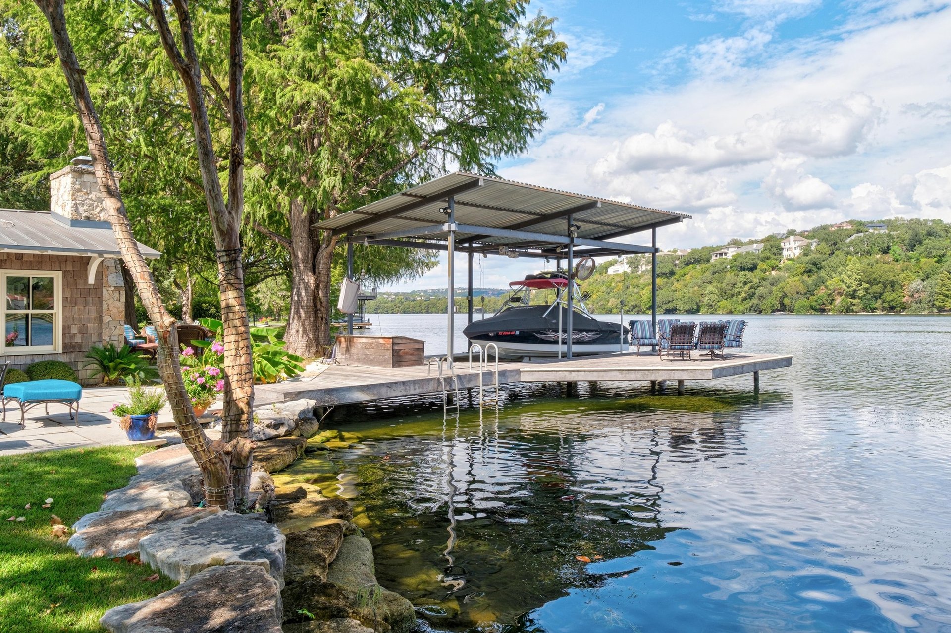 1406 Rockcliff Road