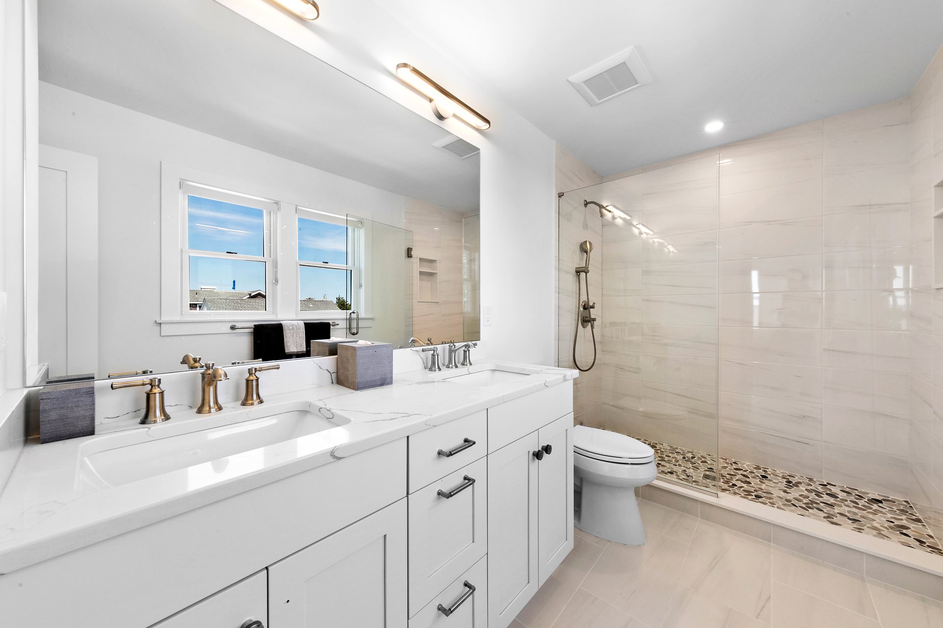 1110 S Beach Avenue, Beach Haven
